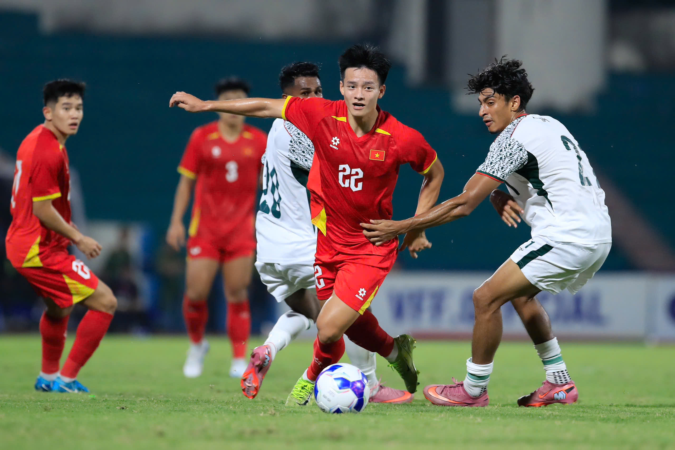 U.23 Việt Nam ra sân thi đấu châu Á trùng giờ… đi ngủ ở Việt Nam: Ứng phó cách nào?- Ảnh 2.