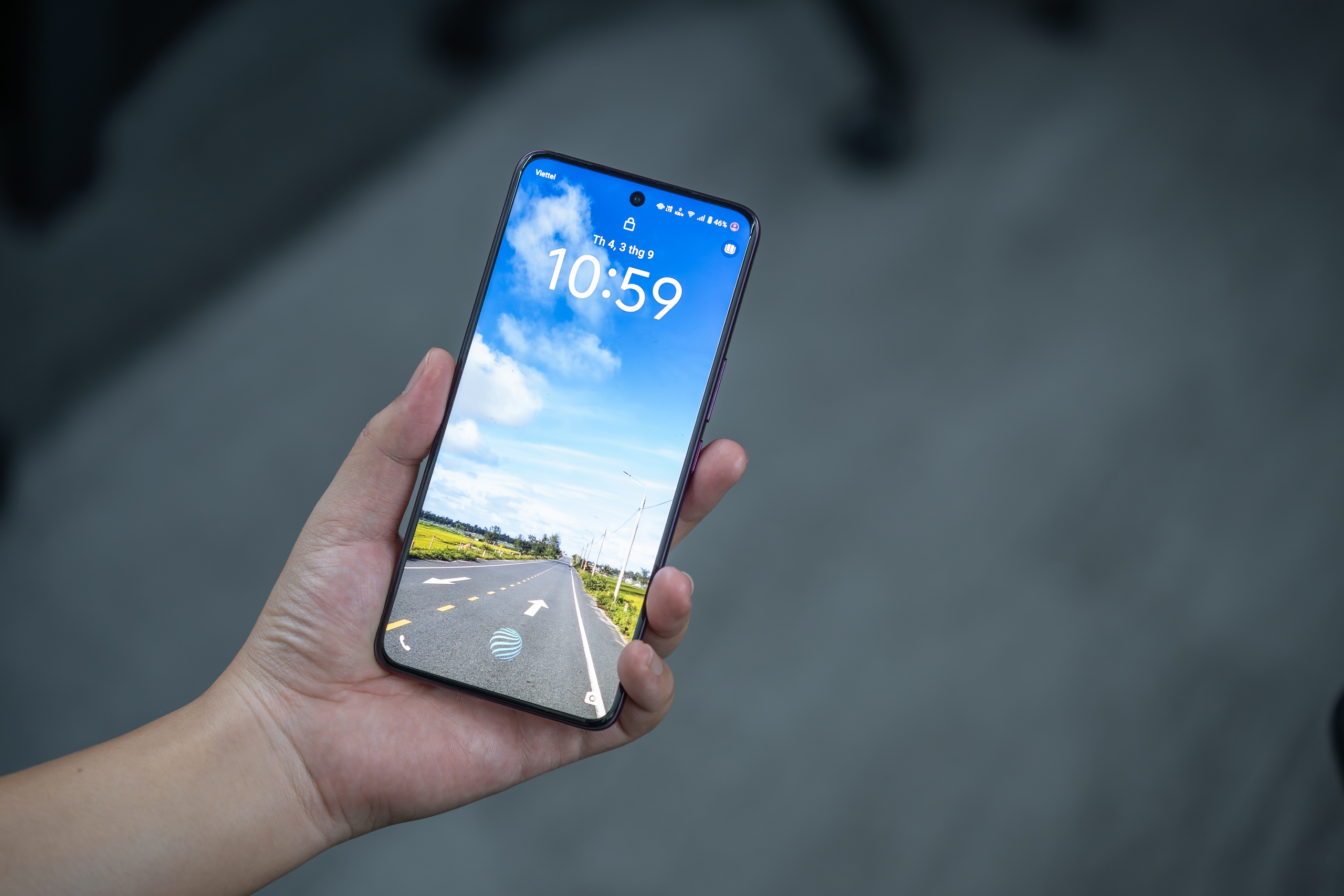 Trải nghiệm vivo V60: mỏng nhẹ, pin lớn và camera chân dung ZEISS - Ảnh 1.