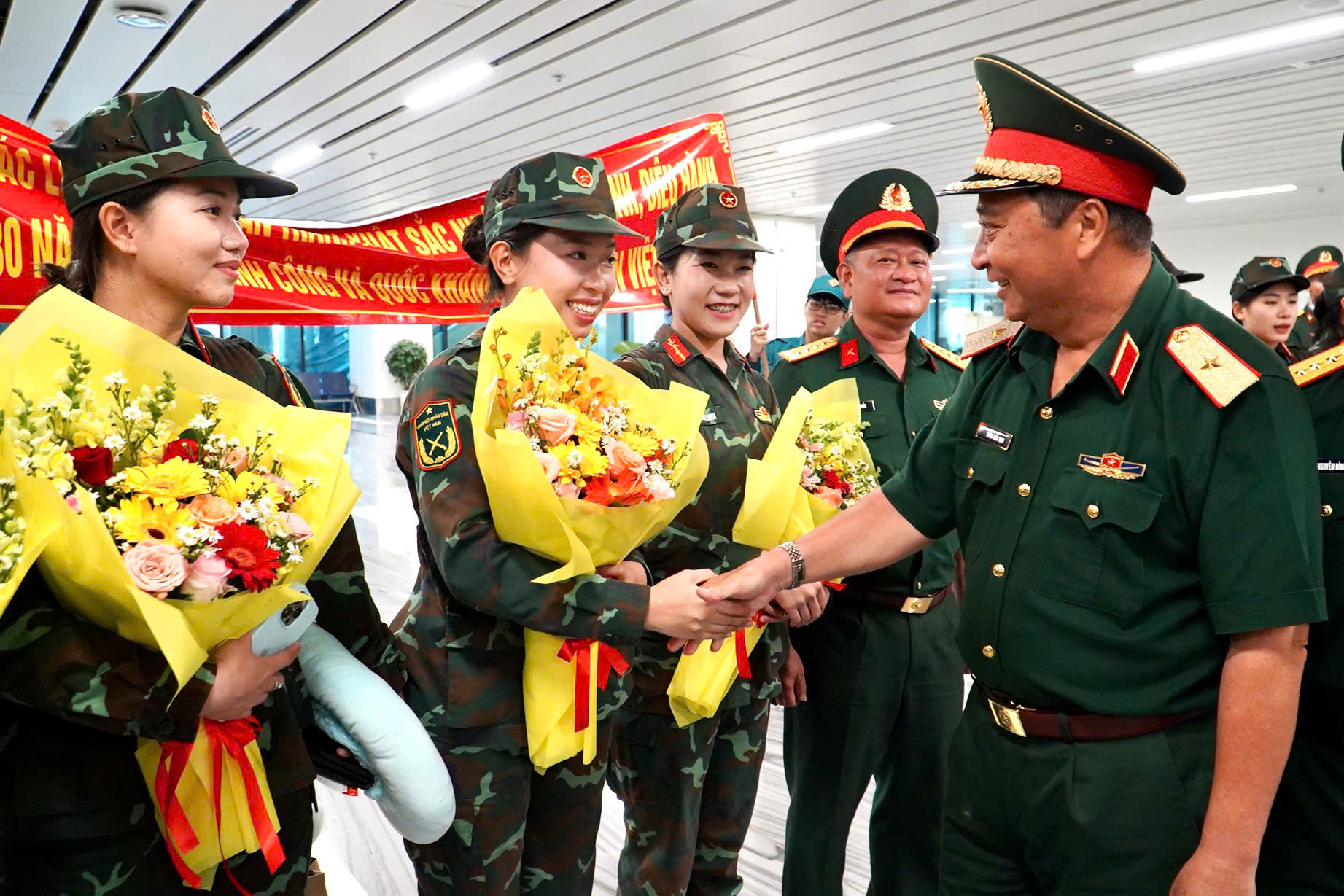 'Hoàn thành nhiệm vụ A80 như mang chiến công về nhà' - Ảnh 8.