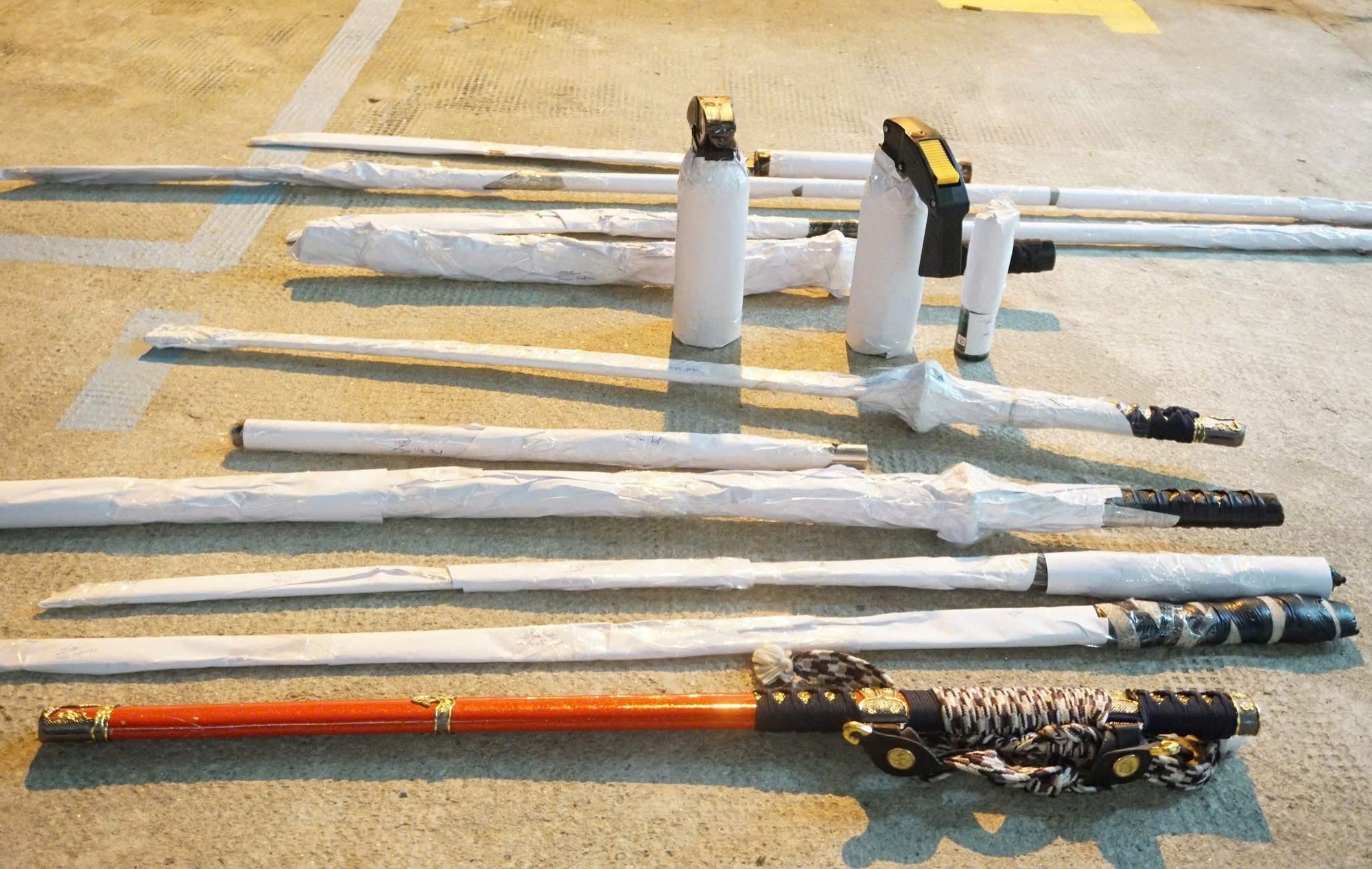 Đà Nẵng: Khởi tố 35 bị can mang hung khí náo loạn đường phố- Ảnh 5.