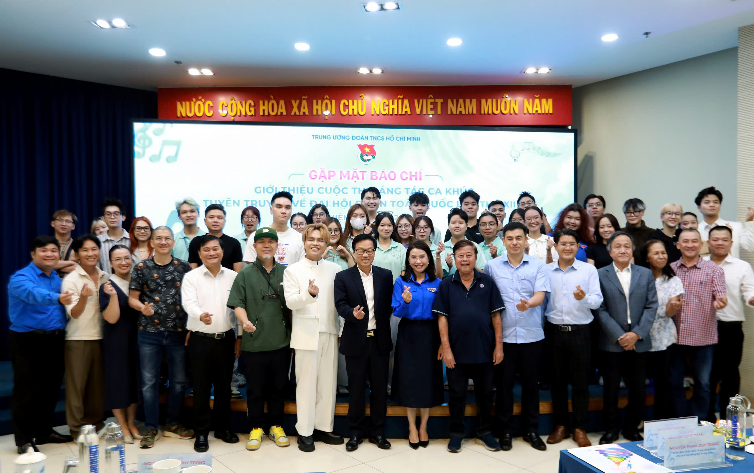 Thôi thúc khát vọng…