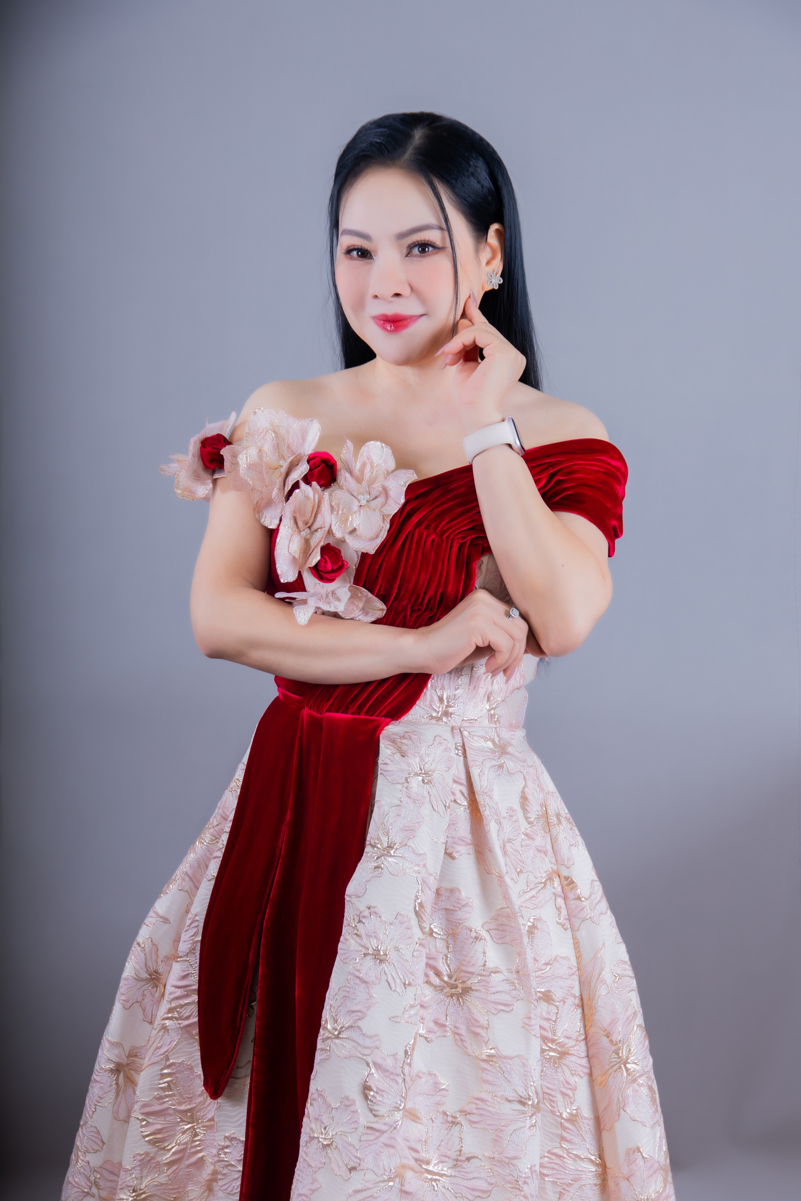 Tâm niệm của ca sĩ Đông Đào ở tuổi 54 - Ảnh 2.
