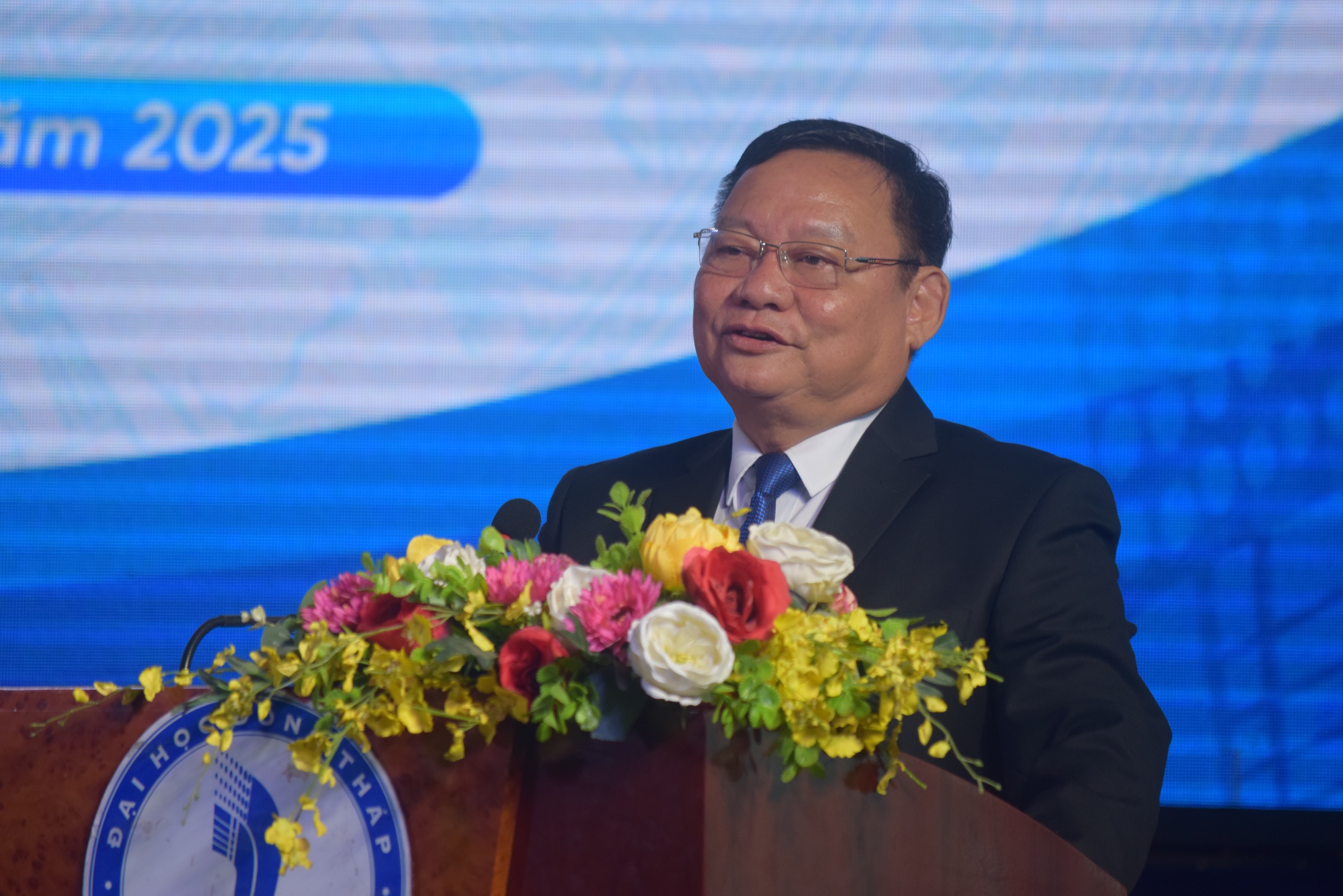 - រូបថត ២. - Ảnh 2.