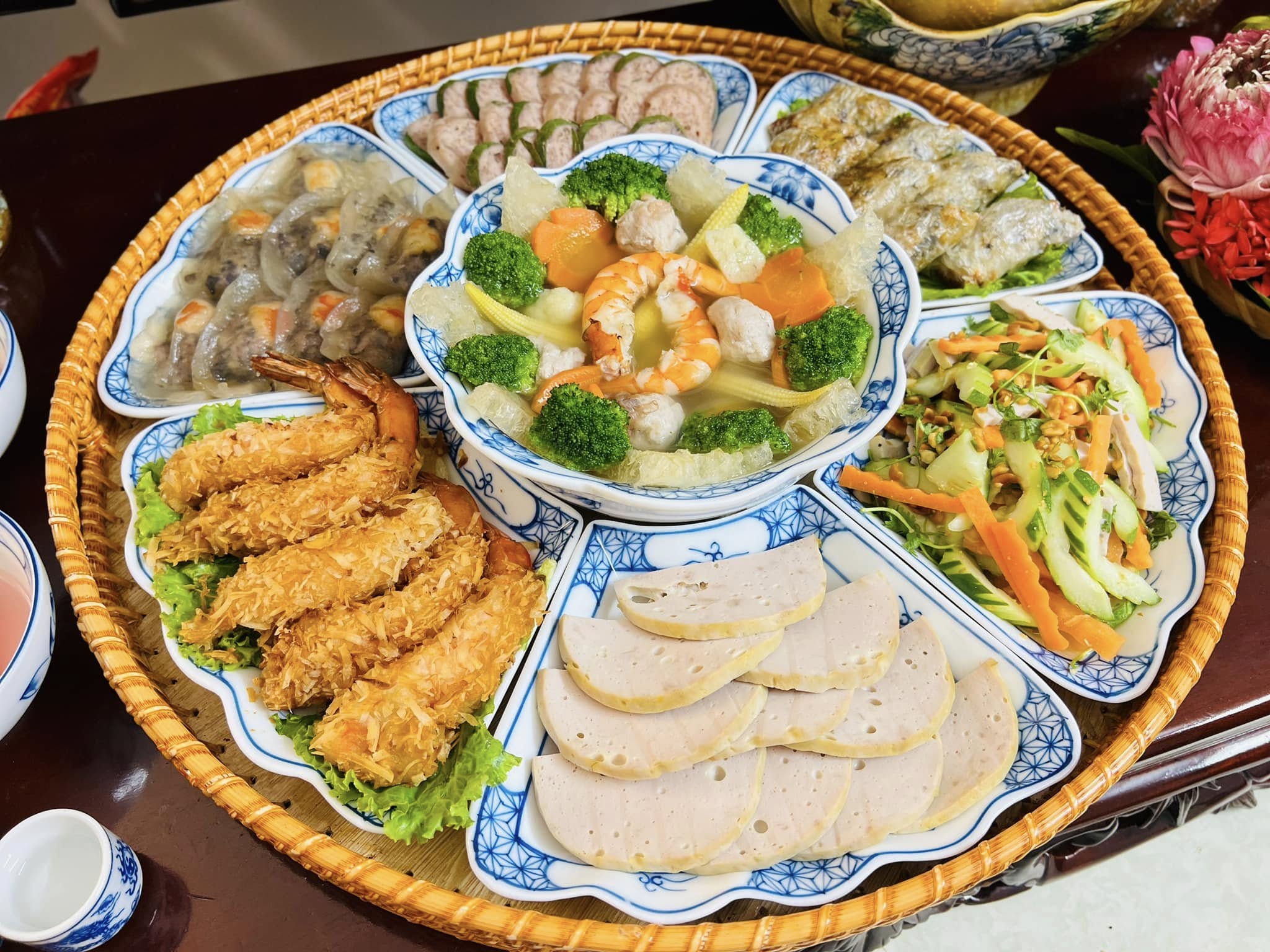 Mâm cúng Vu lan rằm tháng 7 âm lịch đẹp mắt: Chay thanh tịnh, mặn đủ đầy- Ảnh 6.