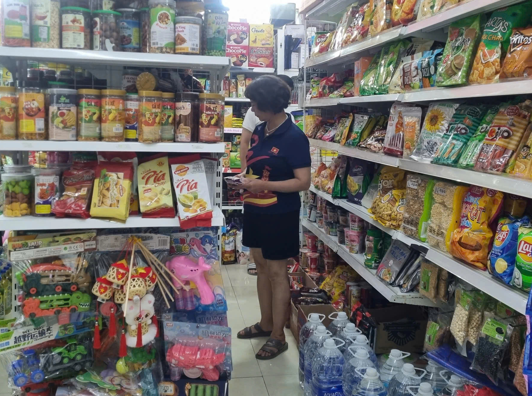 Hỏa tốc yêu cầu 'siết' quản lý thuế hộ kinh doanh dựa trên dòng tiền - Ảnh 2.