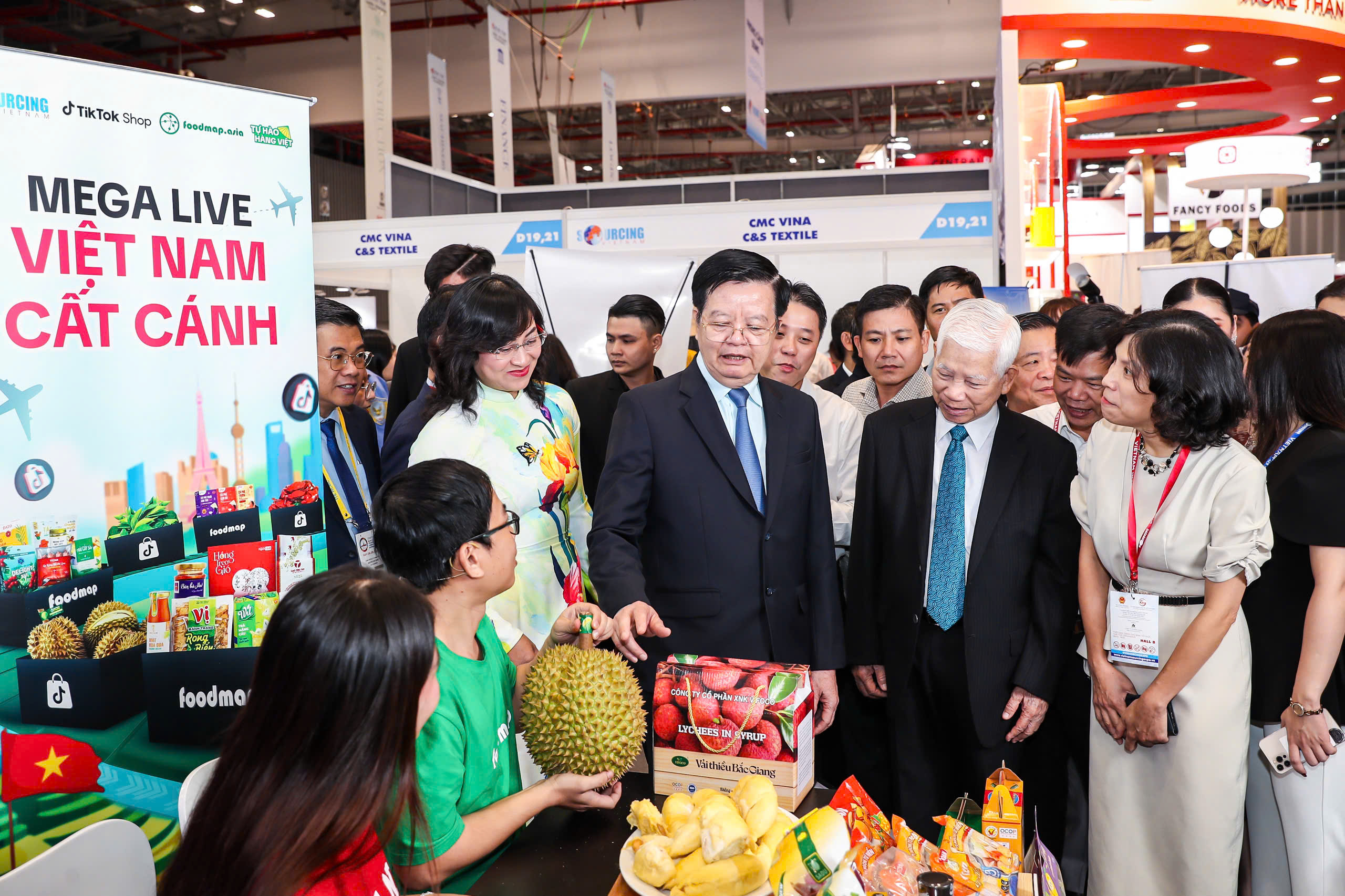 TP.HCM lần đầu tổ chức chuỗi sự kiện du lịch, xuất khẩu, chuỗi cung ứng quốc tế- Ảnh 3. TP.HCM lần đầu tổ chức chuỗi sự kiện du lịch, xuất khẩu, chuỗi cung ứng quốc tế- Ảnh 3.