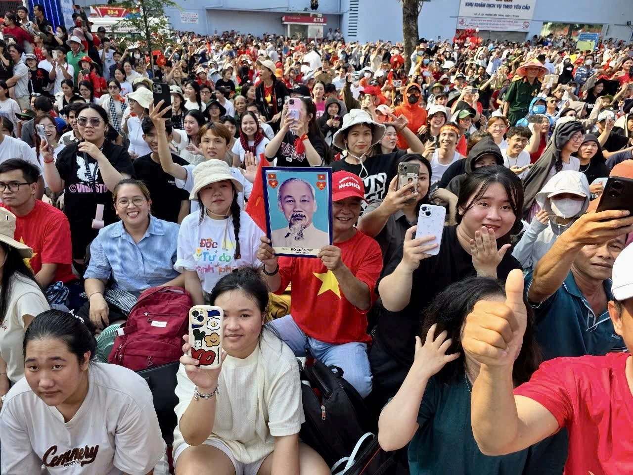 Thi đua là yêu nước, yêu nước phải thi đua- Ảnh 1. Thi đua là yêu nước, yêu nước phải thi đua- Ảnh 1.