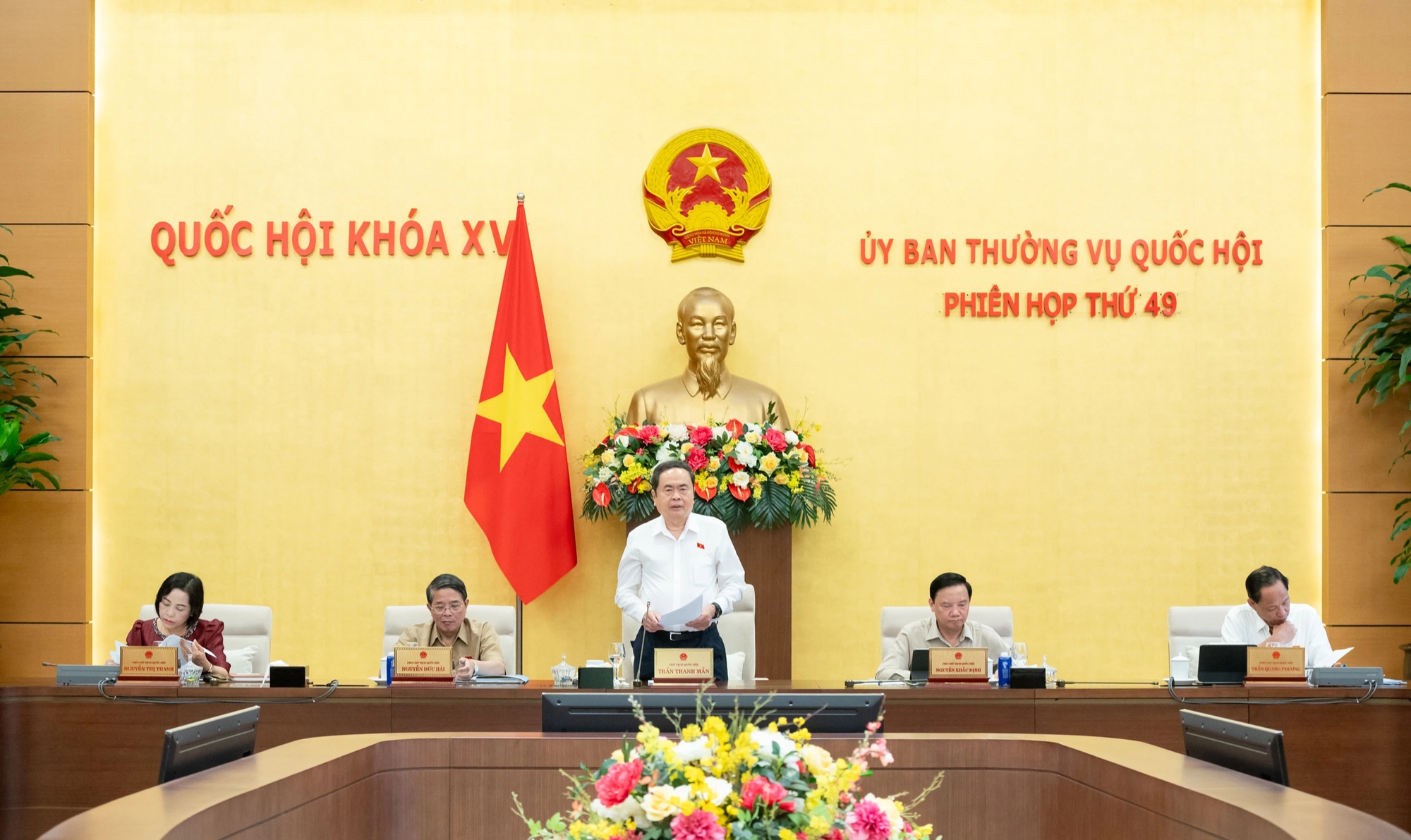 'Dứt khoát thông qua luật Đất đai, luật Quy hoạch sửa đổi tại kỳ họp 10'- Ảnh 2. 'Dứt khoát thông qua luật Đất đai, luật Quy hoạch sửa đổi tại kỳ họp 10'- Ảnh 2.