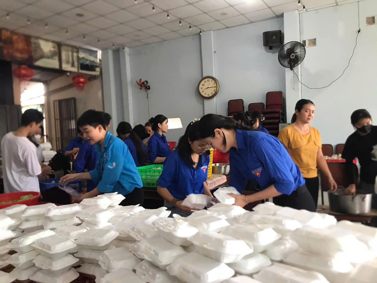 Cô Bí thư Đoàn nhỏ bé, hết mình vì công tác thiện nguyện - Ảnh 4.