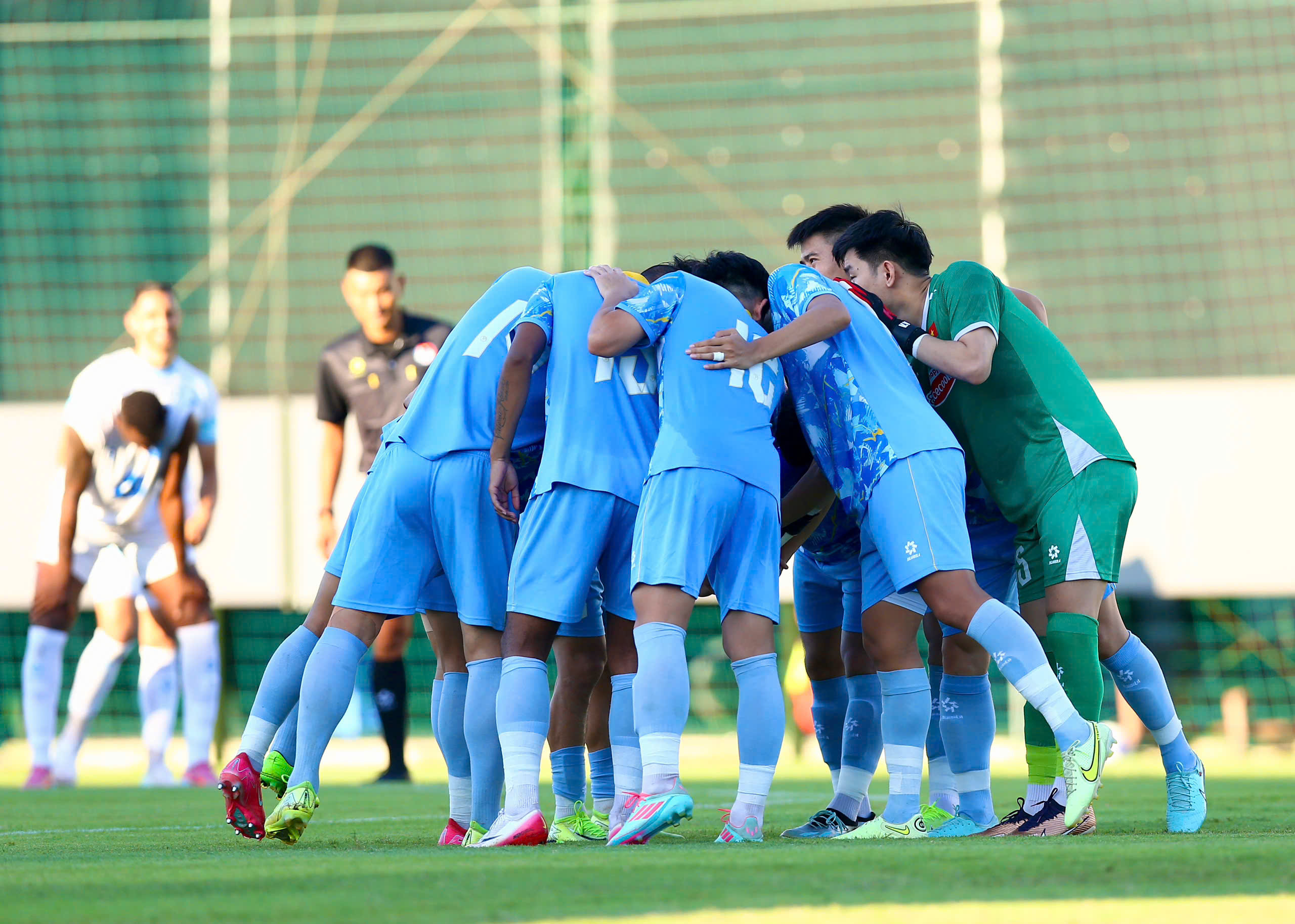 वियतनाम टीम: प्राइड को CAHN क्लब के खिलाफ जीतना होगा - फोटो 1. Đội tuyển Việt Nam: Nổi 'tự ái' phải thắng CLB CAHN- Ảnh 1.