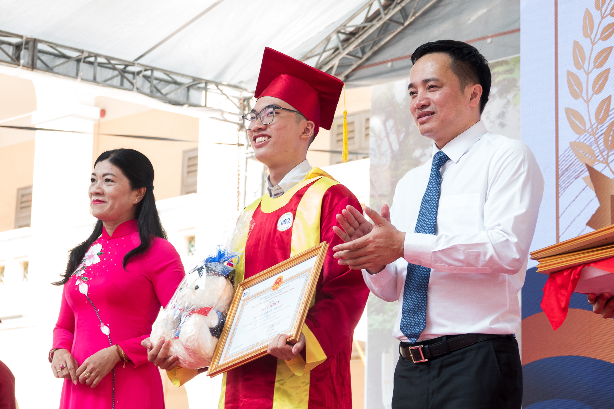 Trường THPT chuyên Lê Hồng Phong tp . Hcm: Nơi ươm mầm tài năng và tri thức - Ảnh 1. Trường THPT chuyên Lê Hồng Phong tp . Hcm: Nơi ươm mầm tài năng và tri thức - Ảnh 1.