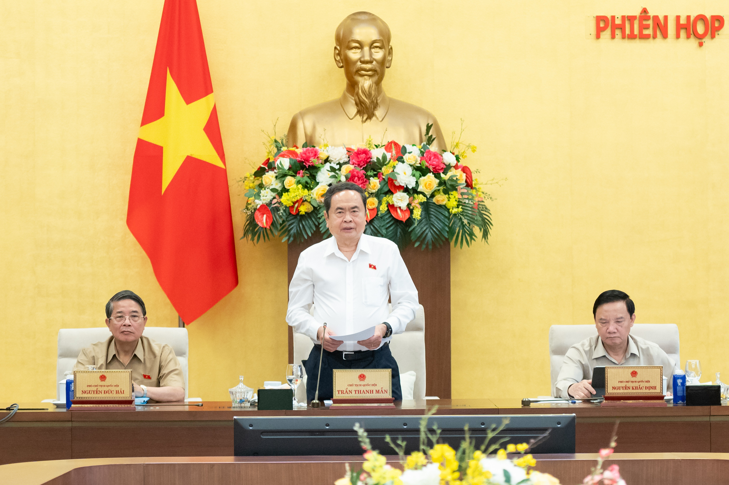 'Dứt khoát thông qua luật Đất đai, luật Quy hoạch sửa đổi tại kỳ họp 10'- Ảnh 1. 'Dứt khoát thông qua luật Đất đai, luật Quy hoạch sửa đổi tại kỳ họp 10'- Ảnh 1.