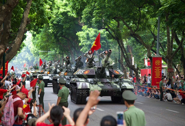 'Nhà nước tinh tế khi sắp xếp 79 khối diễu binh, khối 80 chính là nhân dân' - Ảnh 2.