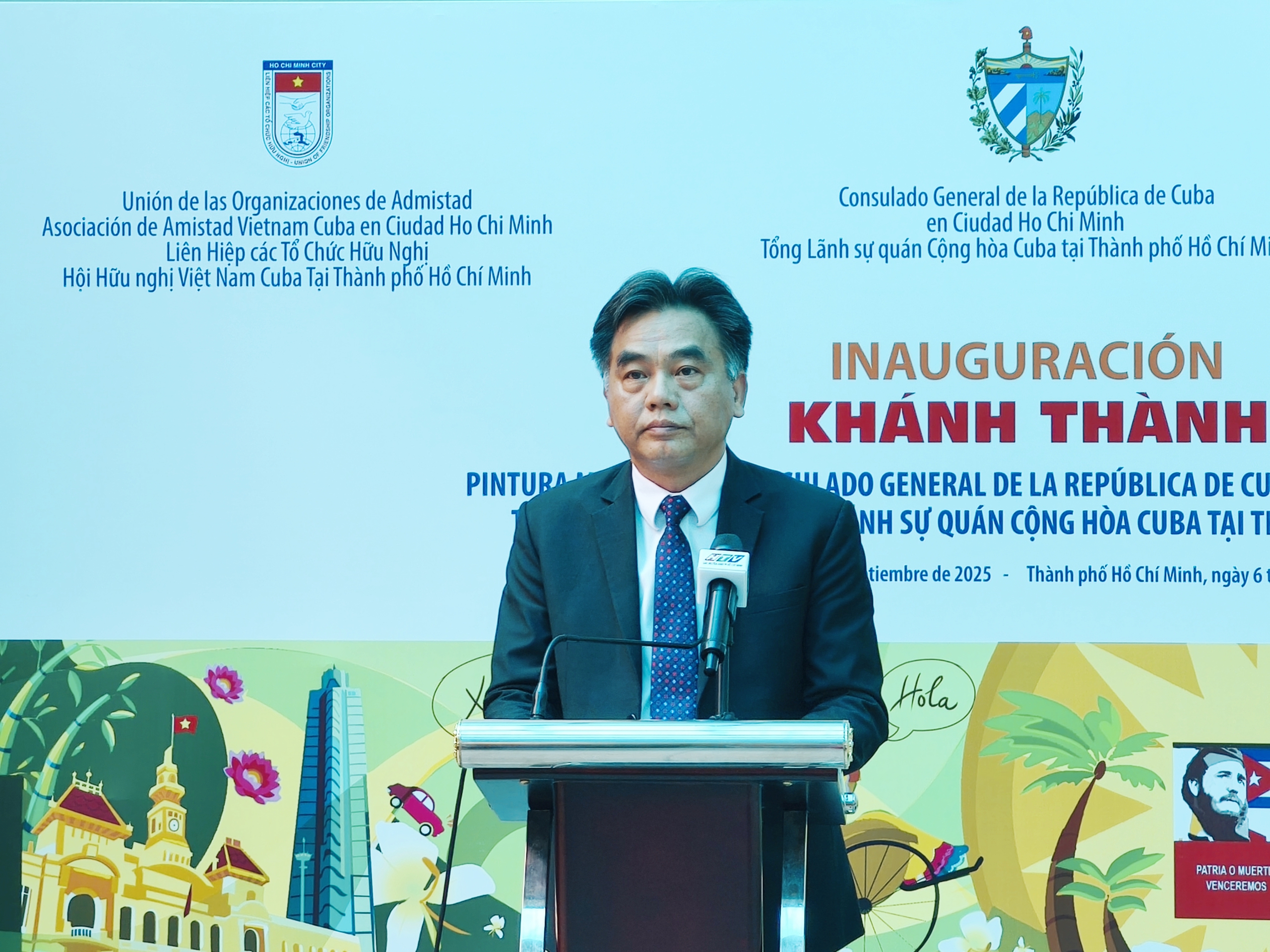 Tình hữu nghị Việt Nam - Cuba thể hiện qua tranh tường - Ảnh 7.