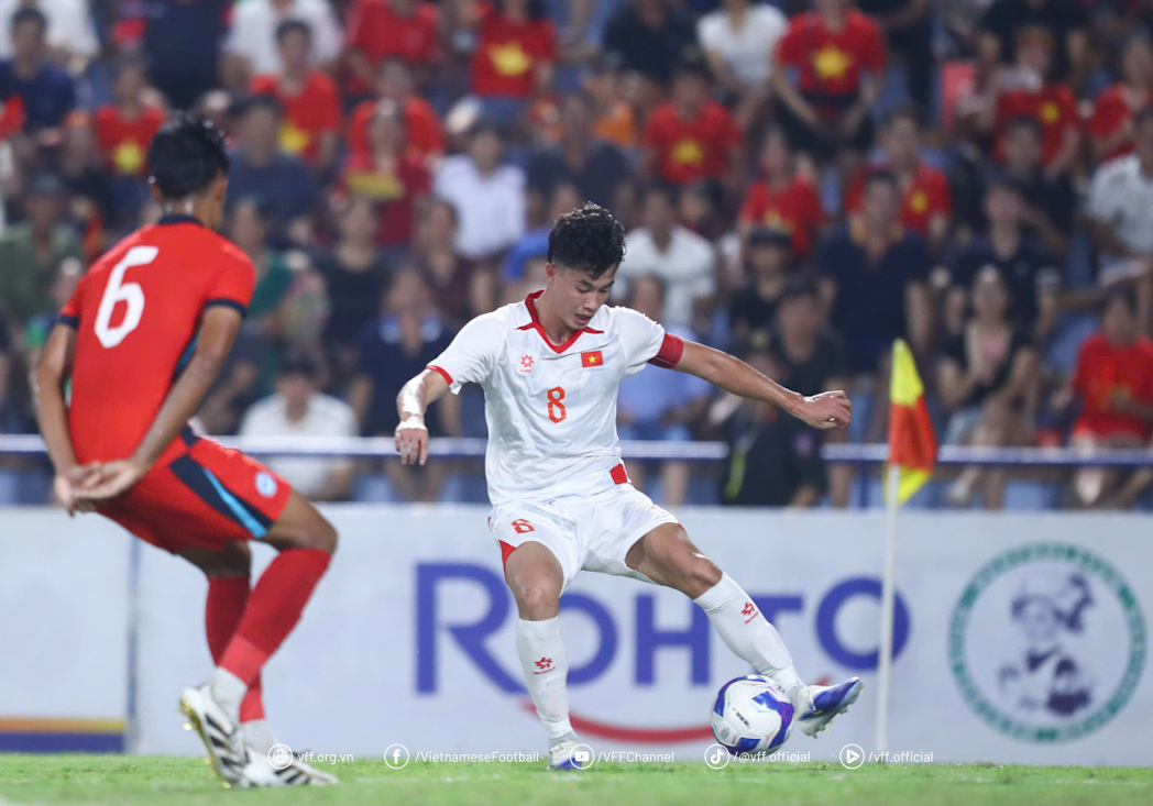 Trois chaînes diffusent simultanément en direct le match U23 Vietnam - U23 Yémen : un duel à couper le souffle - Photo 2. 3 kênh cùng lúc phát trực tiếp U.23 Việt Nam chiến U.23 Yemen: Đấu trí nghẹt thở
- Ảnh 2.