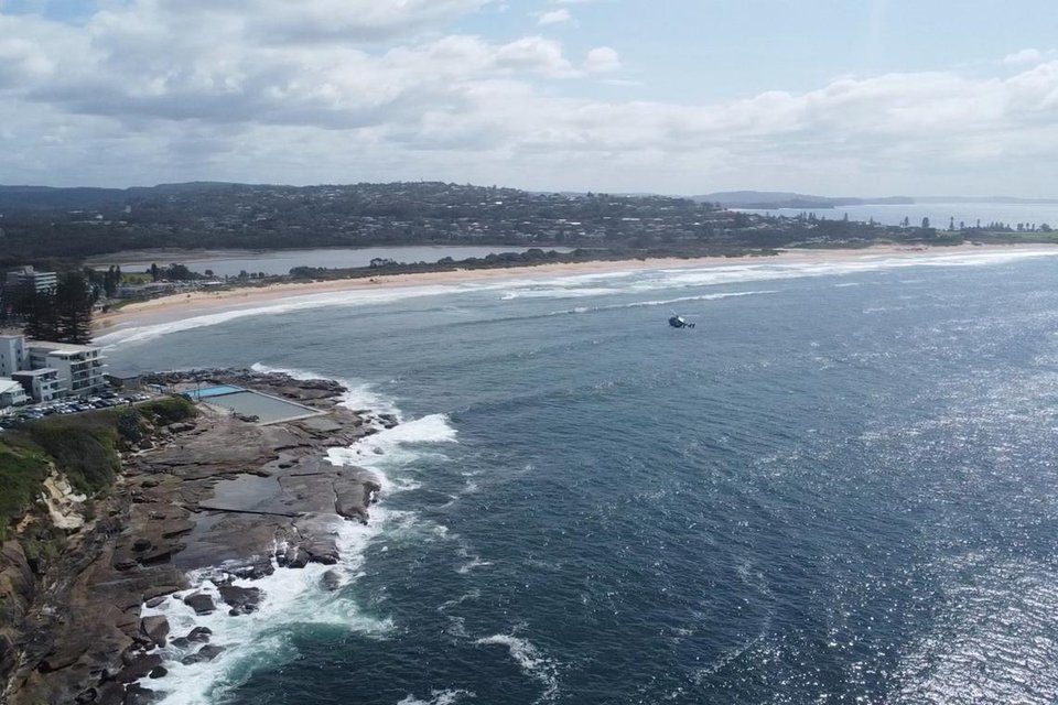 Cá mập trắng cắn chết người ở Úc, chính quyền triển khai UAV giám sát- Ảnh 2.