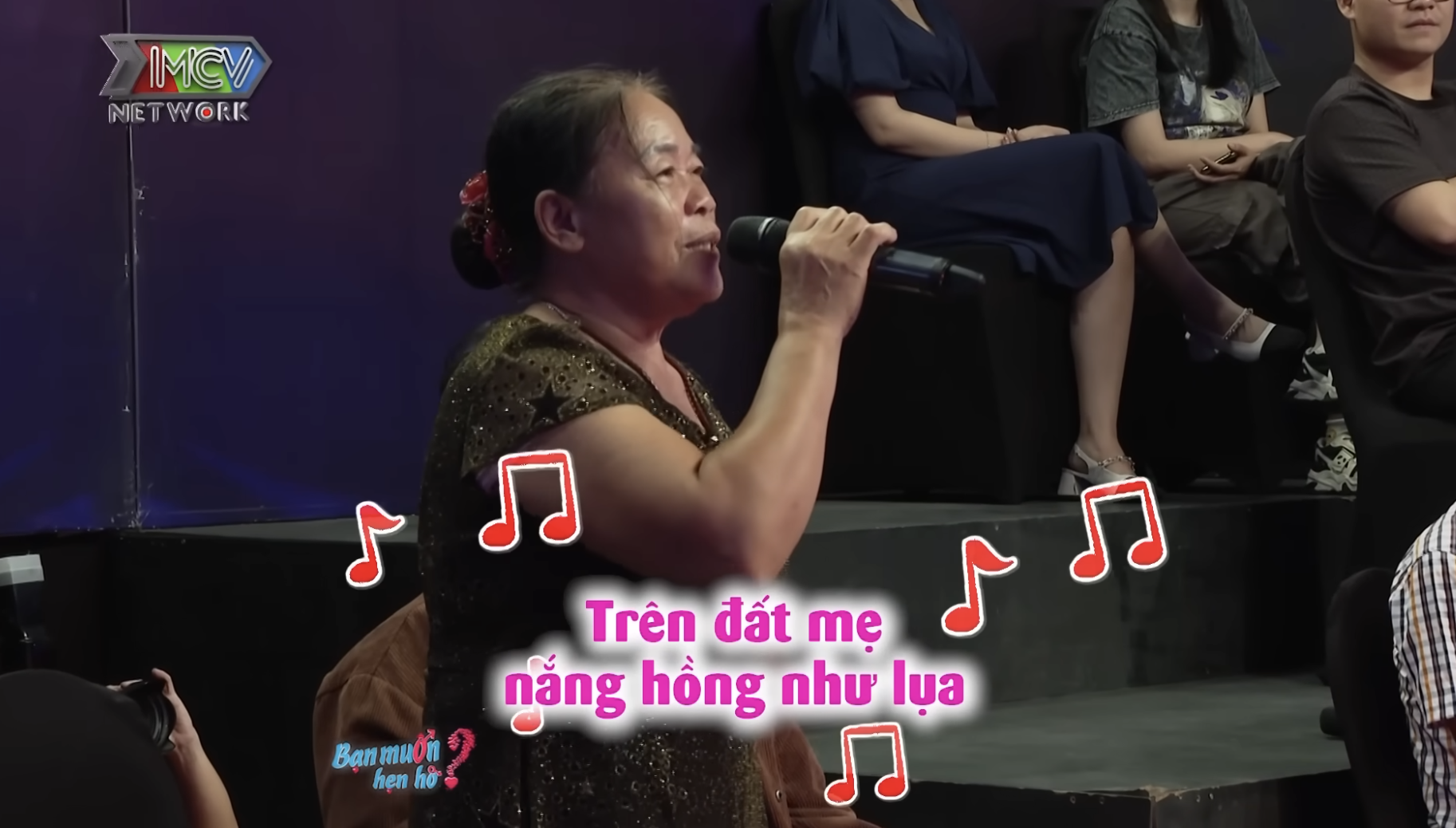 Nữ chính 35 tuổi chủ động chinh phục người đàn ông nhút nhát trên show hẹn hò- Ảnh 4. Nữ chính 35 tuổi chủ động chinh phục người đàn ông nhút nhát trên show hẹn hò- Ảnh 4.