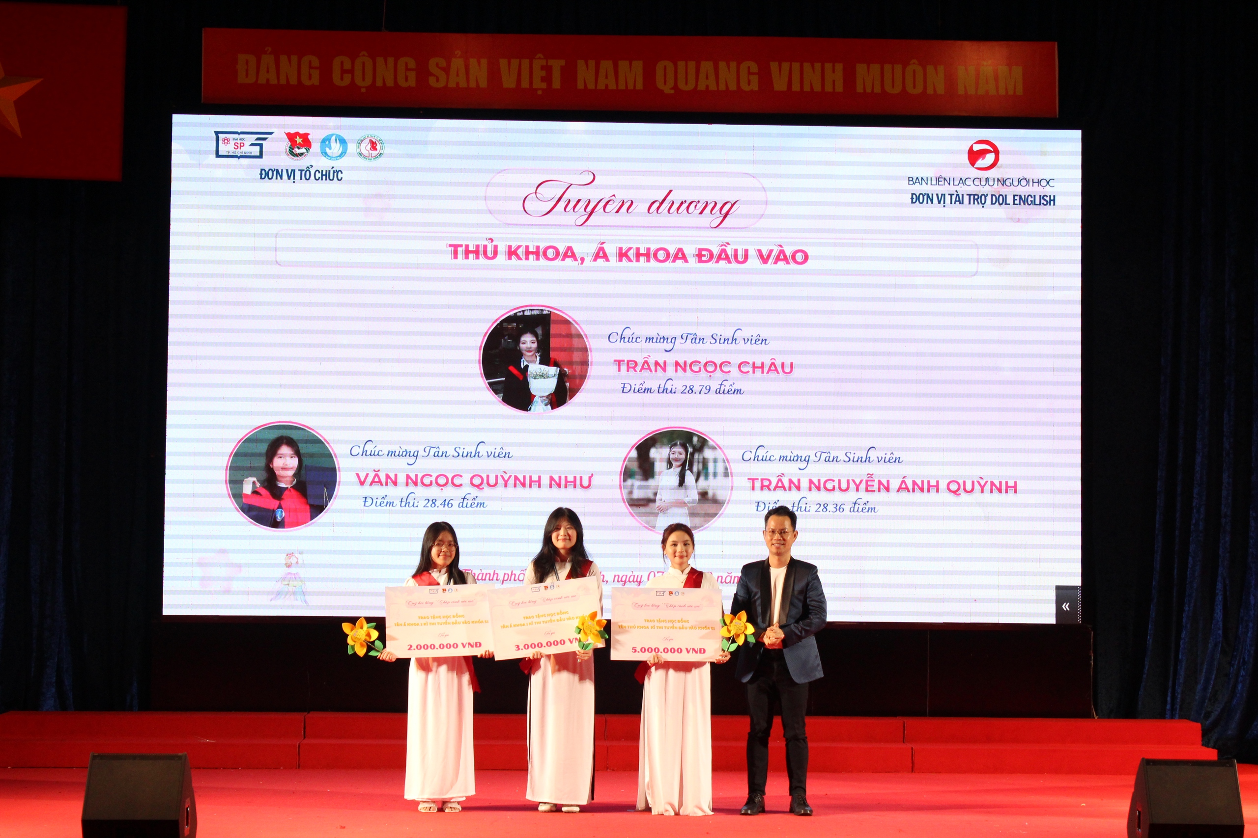 Chàng trai duy nhất vừa trúng tuyển khoa Giáo dục mầm non  - Ảnh 3.