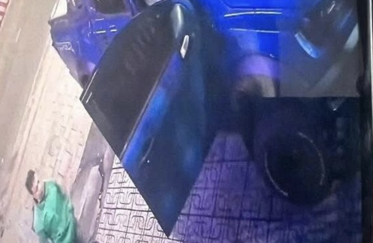 TP.HCM: Thực hư một võ sĩ boxing báo mất 30 cây vàng khi ngủ quên trên xe- Ảnh 2.