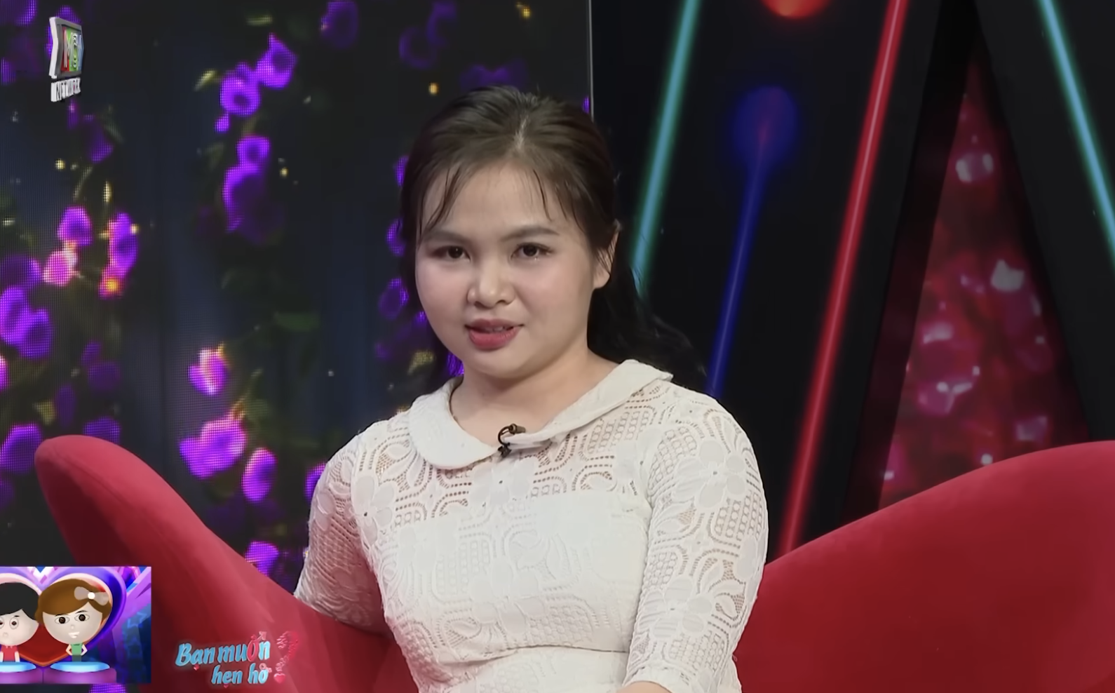 Cô gái từ chối hẹn hò với quản lý vì ngại yêu xa trong show hẹn hò - Ảnh 2. Cô gái từ chối hẹn hò với quản lý vì ngại yêu xa trong show hẹn hò - Ảnh 2.
