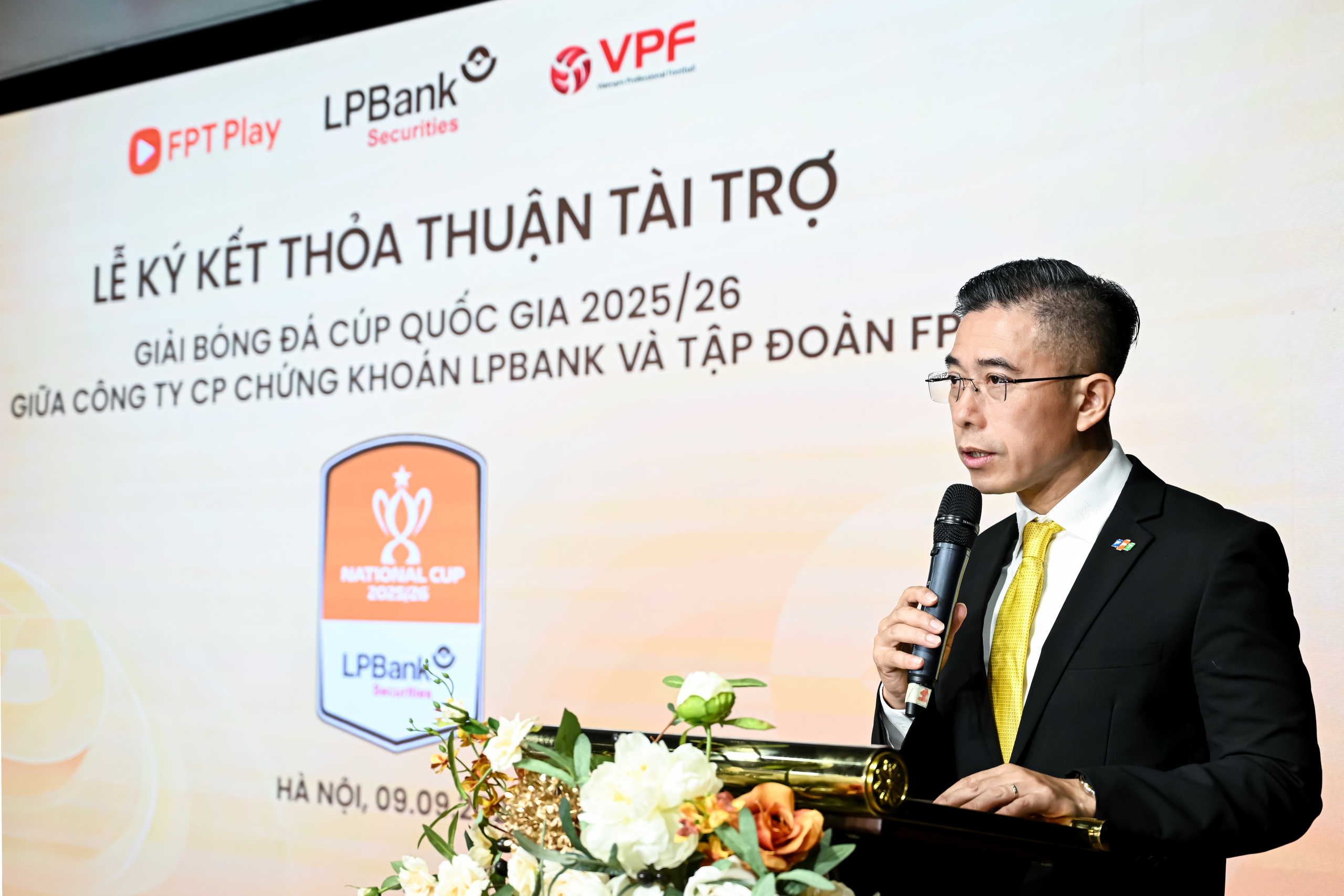 Piala Kebangsaan mencari penaja baharu sebelum dibuka: Juara mendapat 2 bilion VND - Foto 5. Cúp quốc gia tìm được nhà tài trợ mới trước thềm khai màn: Vô địch được 2 tỉ đồng- Ảnh 5.