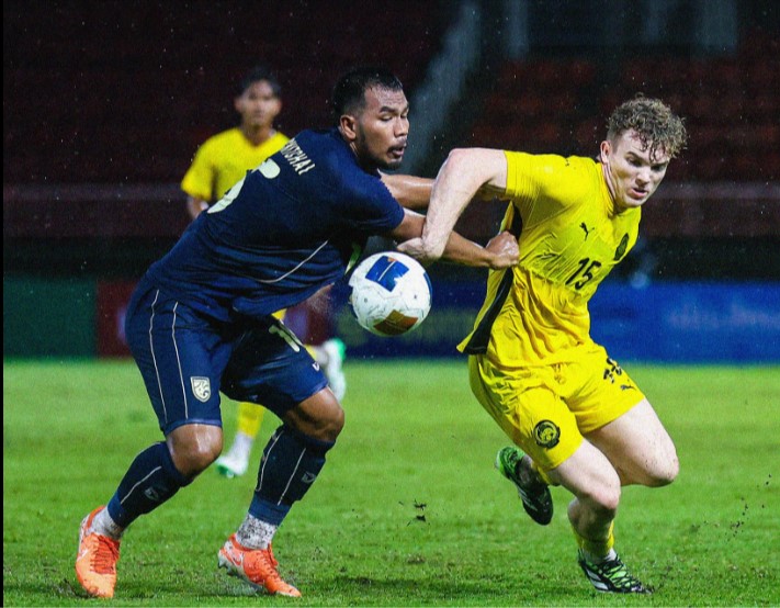 أشادت الصحف في جنوب شرق آسيا بمنتخبي فيتنام وتايلاند تحت 23 عامًا لكونهما جيدين للغاية، مما اضطر إندونيسيا وماليزيا إلى دفع الثمن - الصورة 3. Báo Đông Nam Á ca ngợi U.23 Việt Nam cùng Thái Lan quá hay, Indonesia và Malaysia phải trả giá- Ảnh 3.