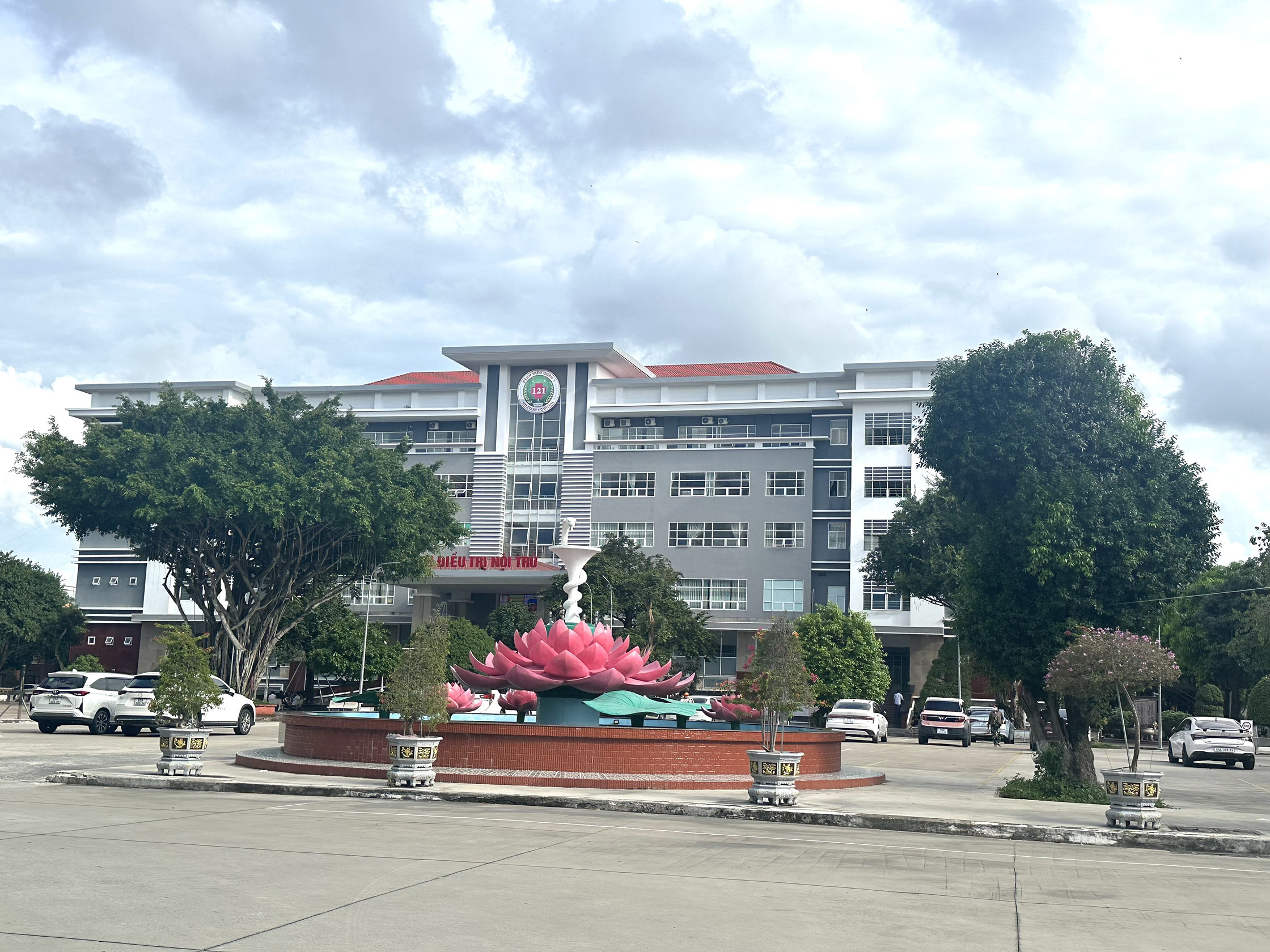 Bệnh viện Quân y 121 điều trị thành công bệnh cong vẹo cột sống - Ảnh 5. Bệnh viện Quân y 121 điều trị thành công bệnh cong vẹo cột sống - Ảnh 5.