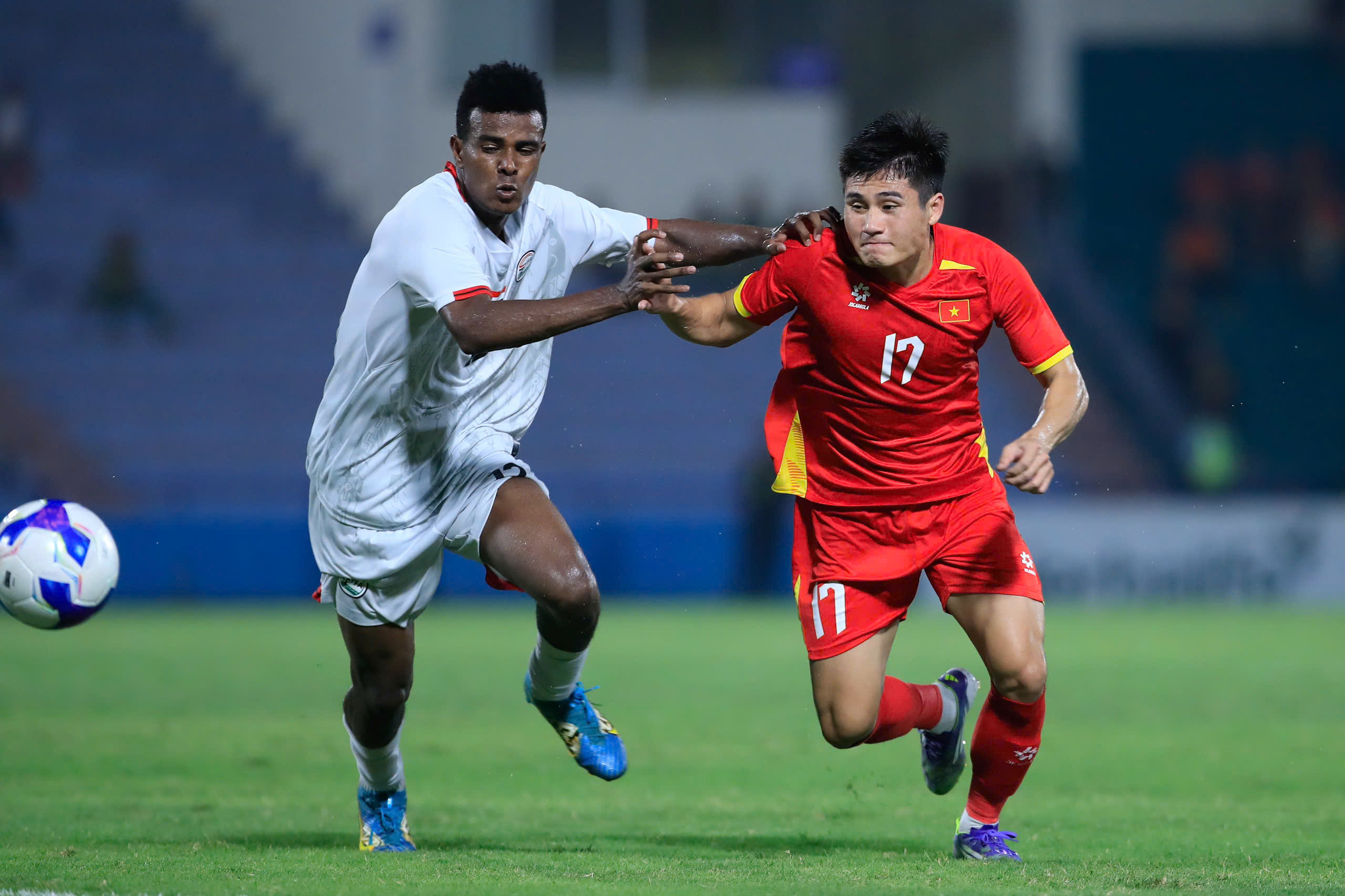 أشادت الصحف في جنوب شرق آسيا بمنتخبي فيتنام وتايلاند تحت 23 عامًا لكونهما جيدين للغاية، مما اضطر إندونيسيا وماليزيا إلى دفع الثمن - الصورة 1. Báo Đông Nam Á ca ngợi U.23 Việt Nam cùng Thái Lan quá hay, Indonesia và Malaysia phải trả giá- Ảnh 1.