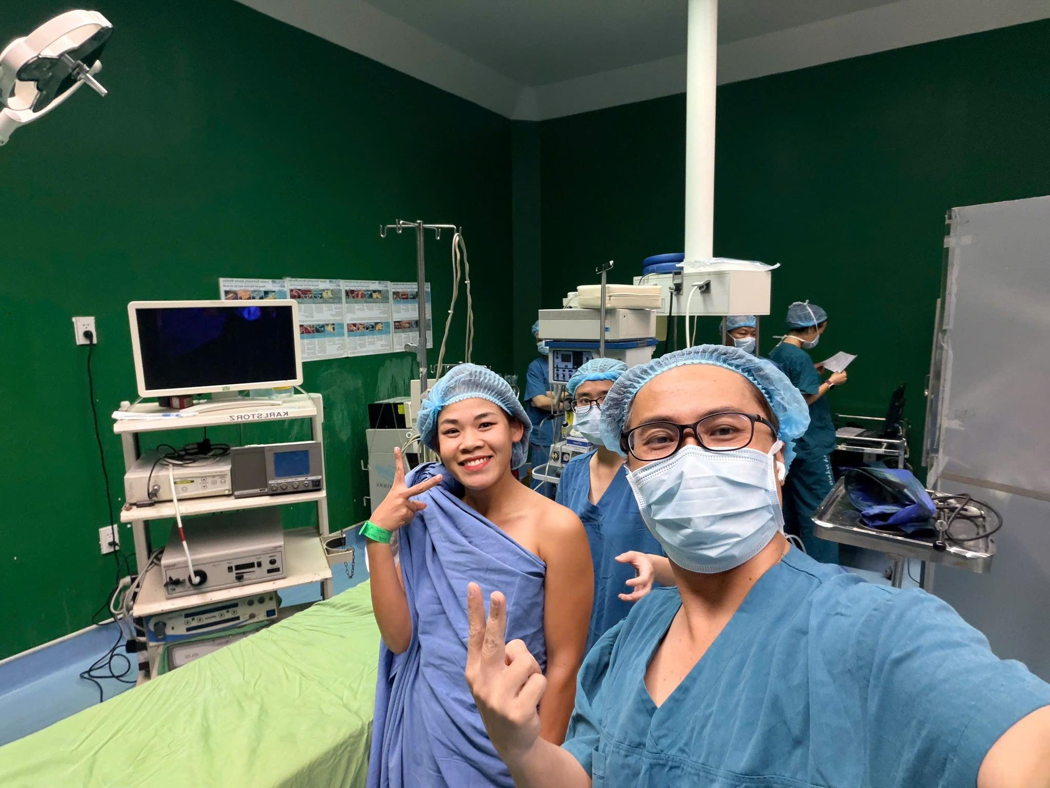 'Nữ hoàng đi bộ' Thanh Phúc phẫu thuật thành công sau ca chấn thương nặng: Tôi sẽ trở lại mạnh mẽ- Ảnh 1. 'Nữ hoàng đi bộ' Thanh Phúc phẫu thuật thành công sau ca chấn thương nặng: Tôi sẽ trở lại mạnh mẽ- Ảnh 1.