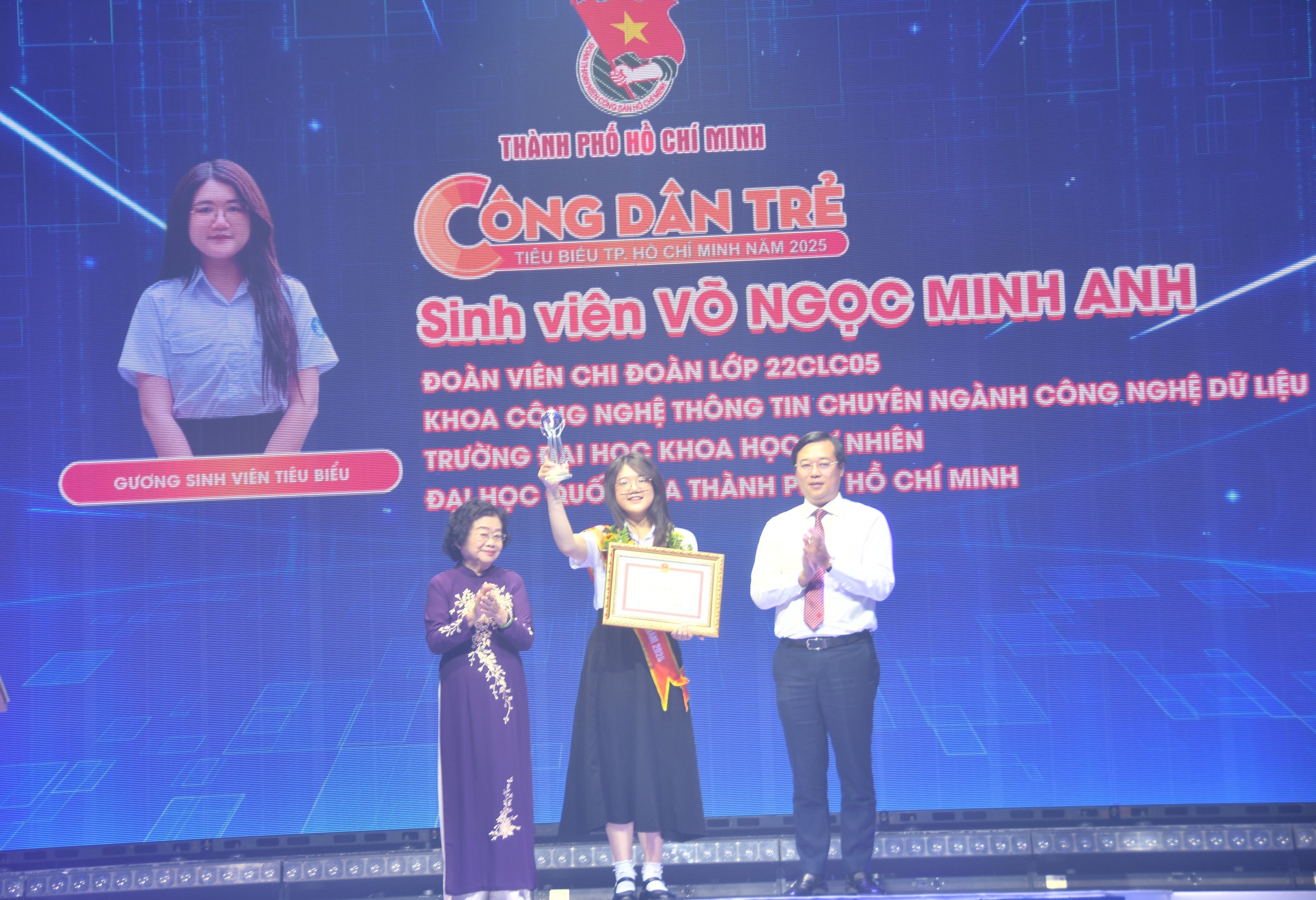 Công dân trẻ tiêu biểu TP.HCM: Điểm khởi đầu của hành trình cống hiến lớn hơn- Ảnh 3. Công dân trẻ tiêu biểu TP.HCM: Điểm khởi đầu của hành trình cống hiến lớn hơn - Ảnh 4.