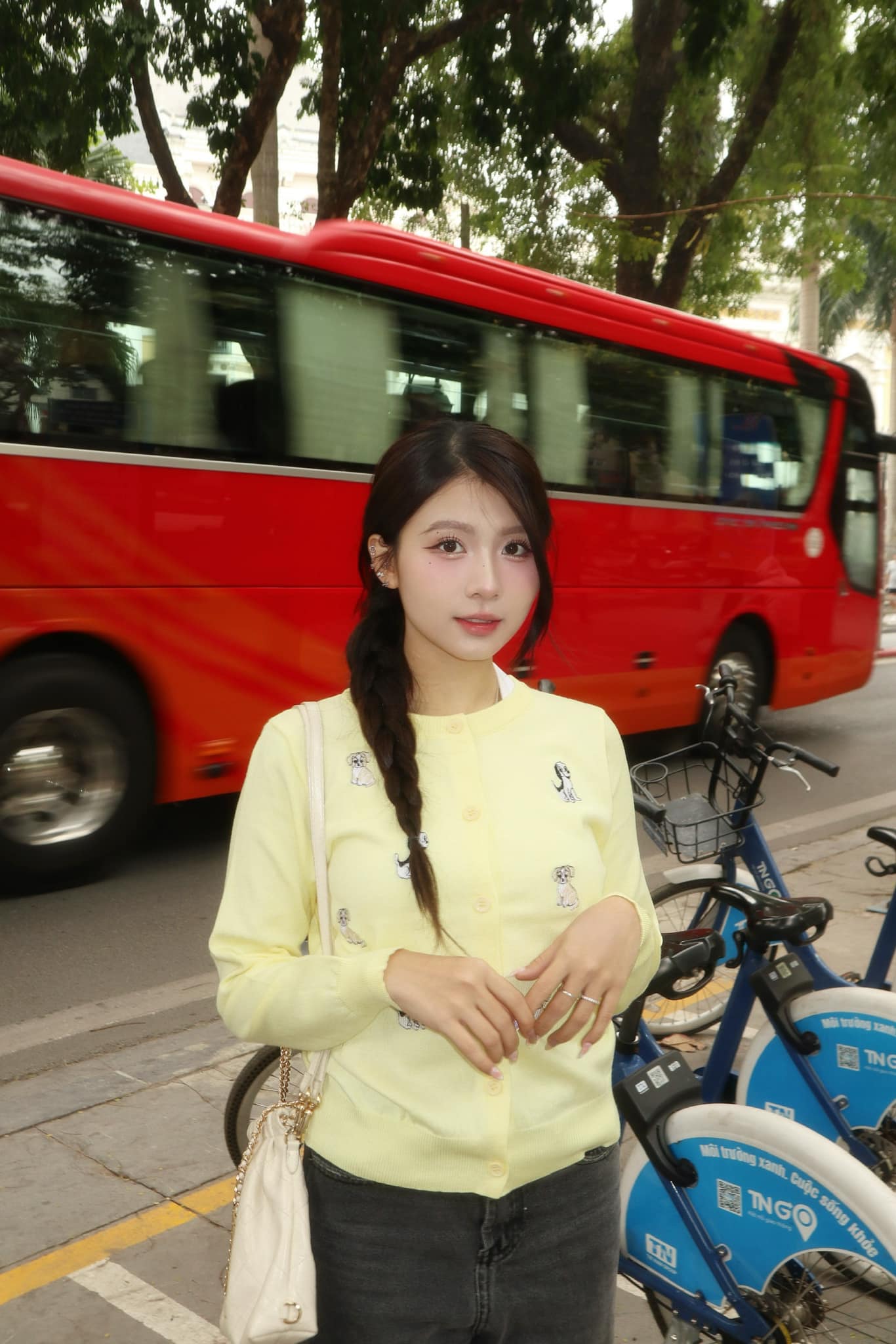 Diễn vi&ecirc;n Chang M&acirc;y đang g&acirc;y x&ocirc;n xao mạng x&atilde; hội l&agrave; ai? - Ảnh 2.