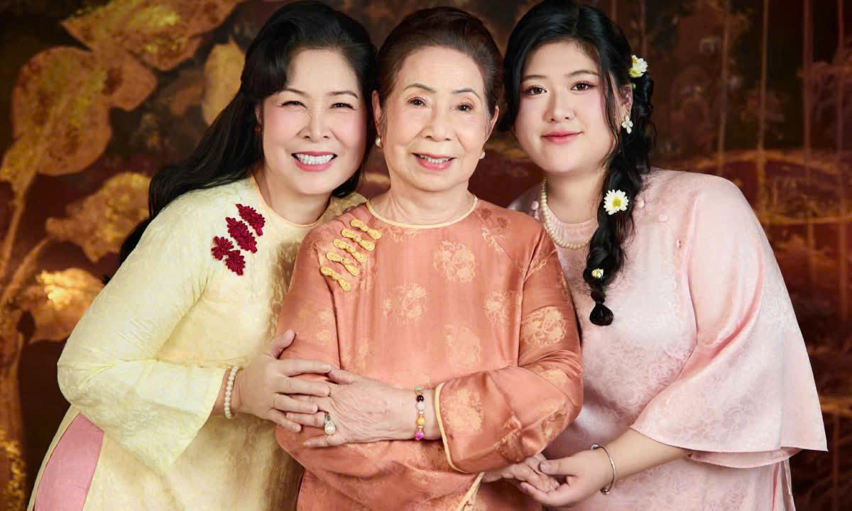 Nhan sắc gây chú ý của ái nữ nhà NSND Hồng Vân - Ảnh 1.