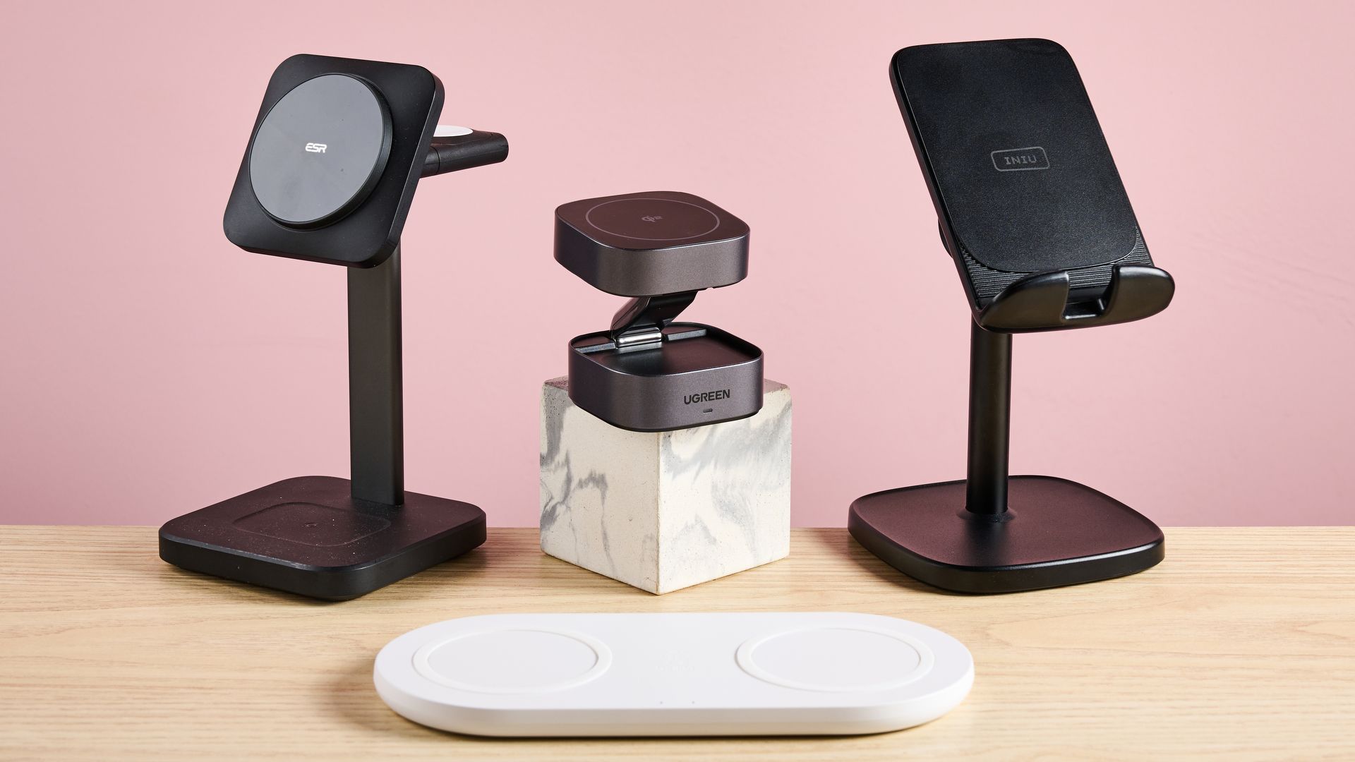 Sự tiện lợi của sạc không dây và cái giá phải trả nếu dùng sai - Ảnh 1.