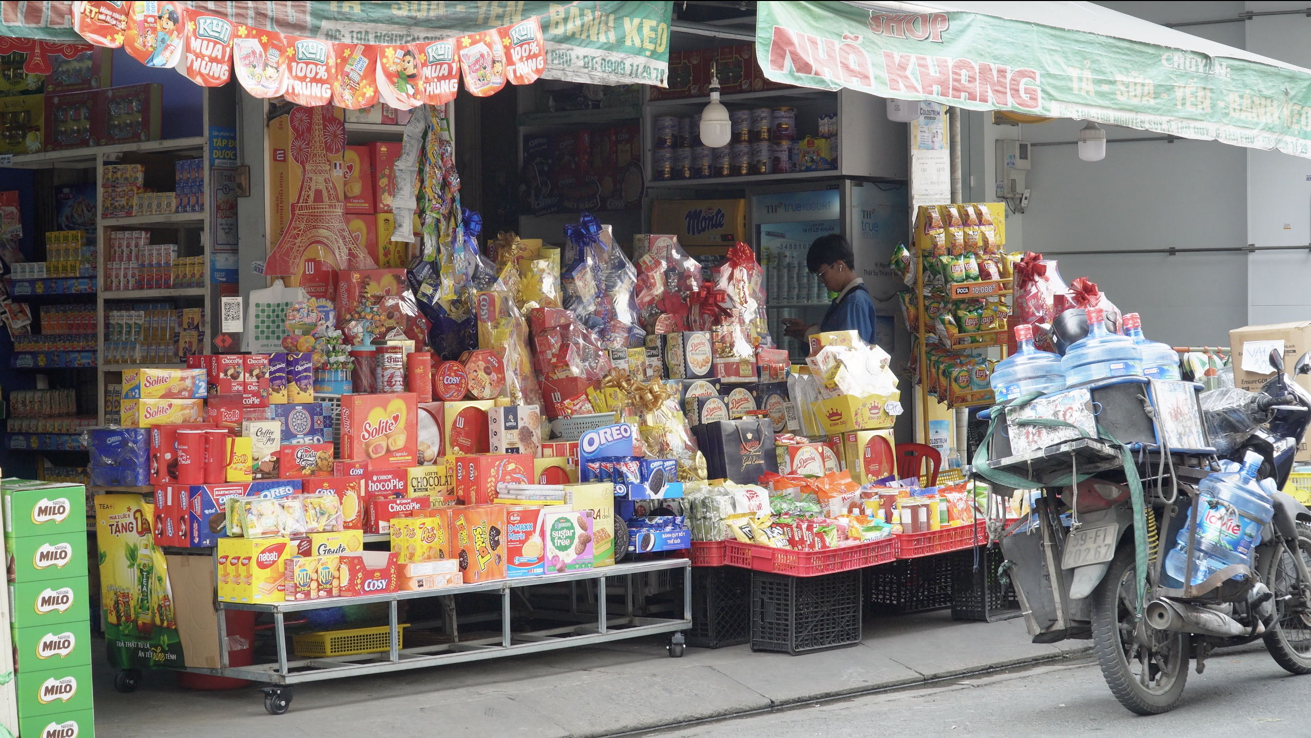 Hơn 1 tuần áp dụng tự khai thuế, hộ kinh doanh còn vẫn lúng túng: 'Ước có quy trình tự động'- Ảnh 1. Hơn 1 tuần áp dụng tự khai thuế, hộ kinh doanh còn vẫn lúng túng: 'Ước có quy trình tự động'- Ảnh 1.