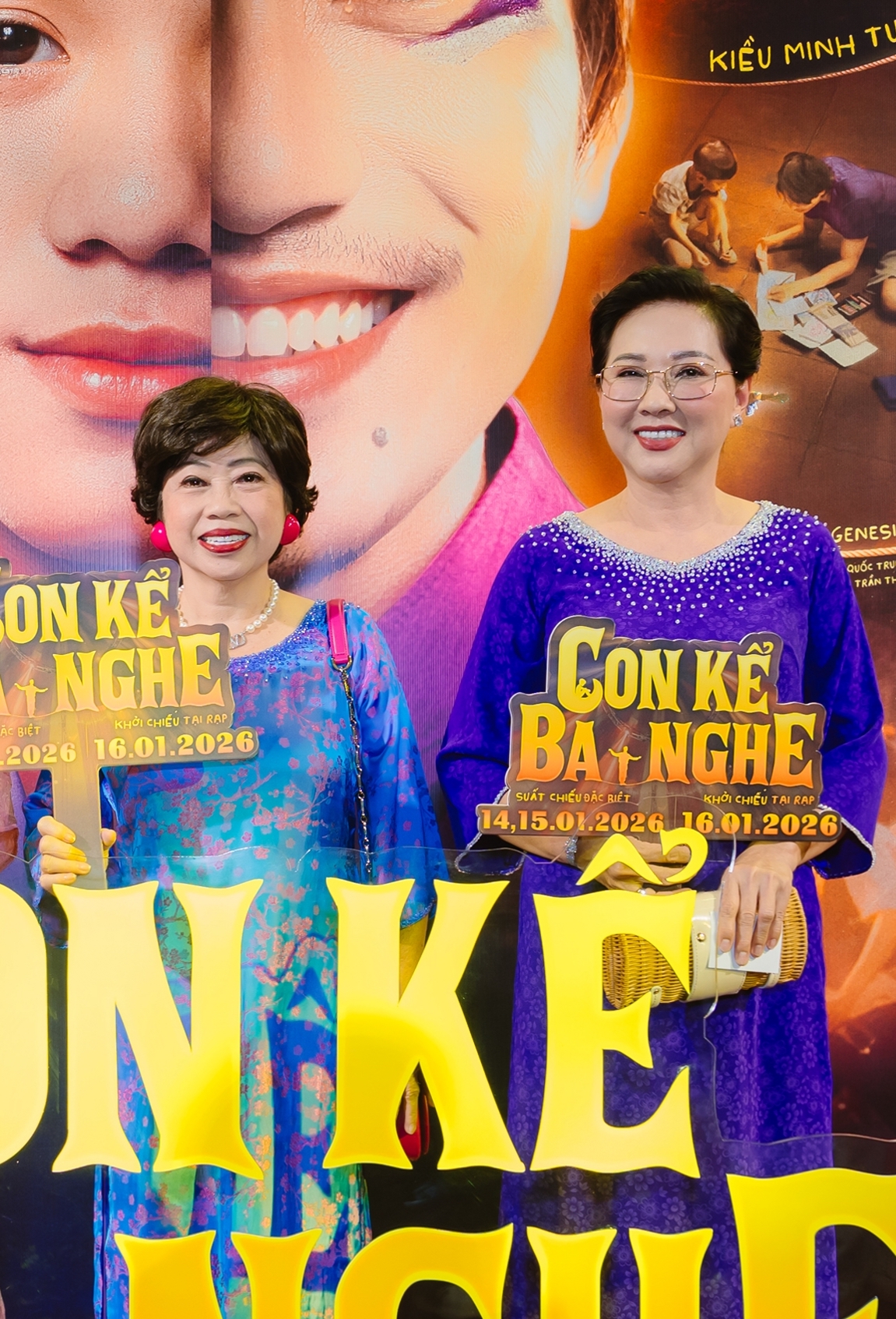 Ngọc Trinh gợi cảm tr&ecirc;n thảm đỏ ra mắt phim- Ảnh 9.