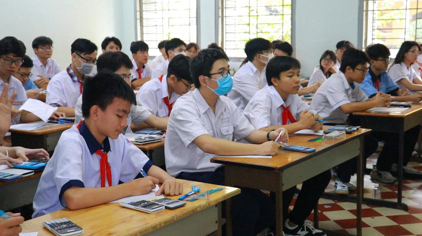 Gần 4.000 học sinh giỏi TP.HCM tranh tài tại cuộc thi hơn 30 năm tuổi - Ảnh 2.