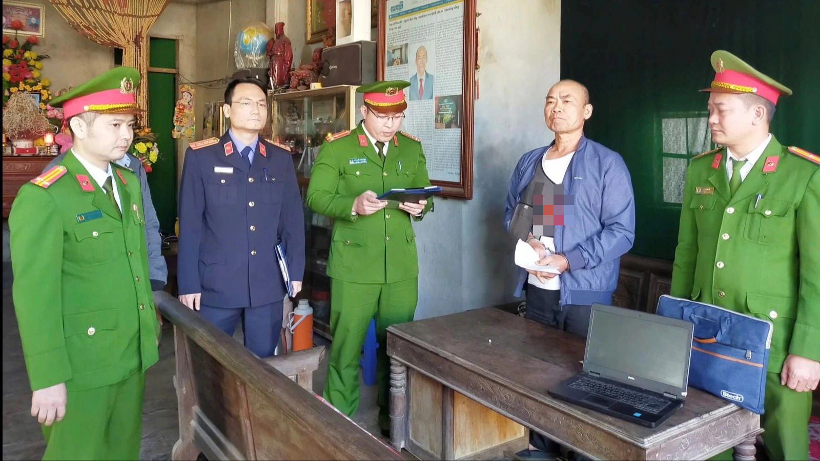 Khởi tố Lê Minh Vũ vì bôi nhọ uy tín lãnh đạo Nhà nước tại thanh hóa - Ảnh 1.