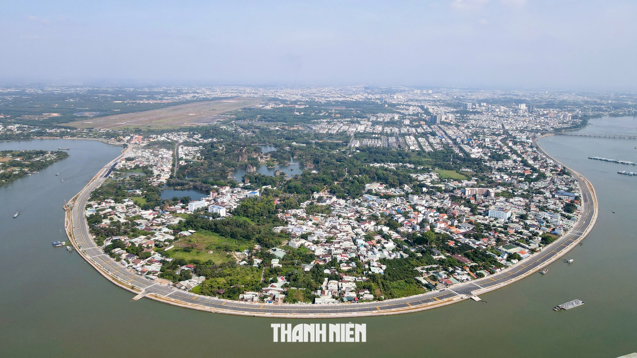 Đường ven sông Đồng Nai thông xe kỹ thuật, biệt thự 100 tuổi còn nguyên- Ảnh 1. Đường ven sông Đồng Nai thông xe kỹ thuật, biệt thự 100 tuổi còn nguyên- Ảnh 1.