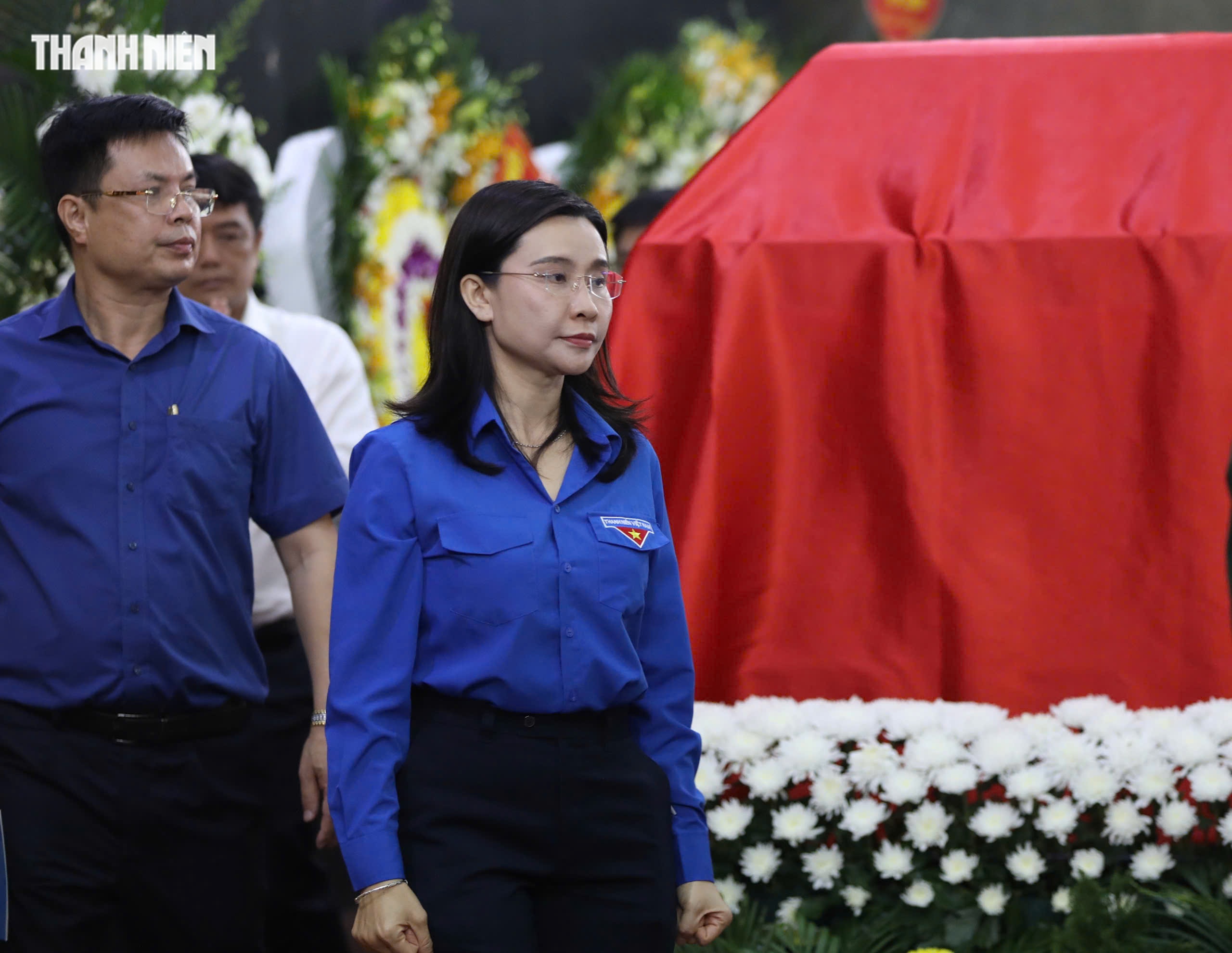 Trọng thể lễ viếng đại tướng L&ecirc; Văn Dũng - Ảnh 13.