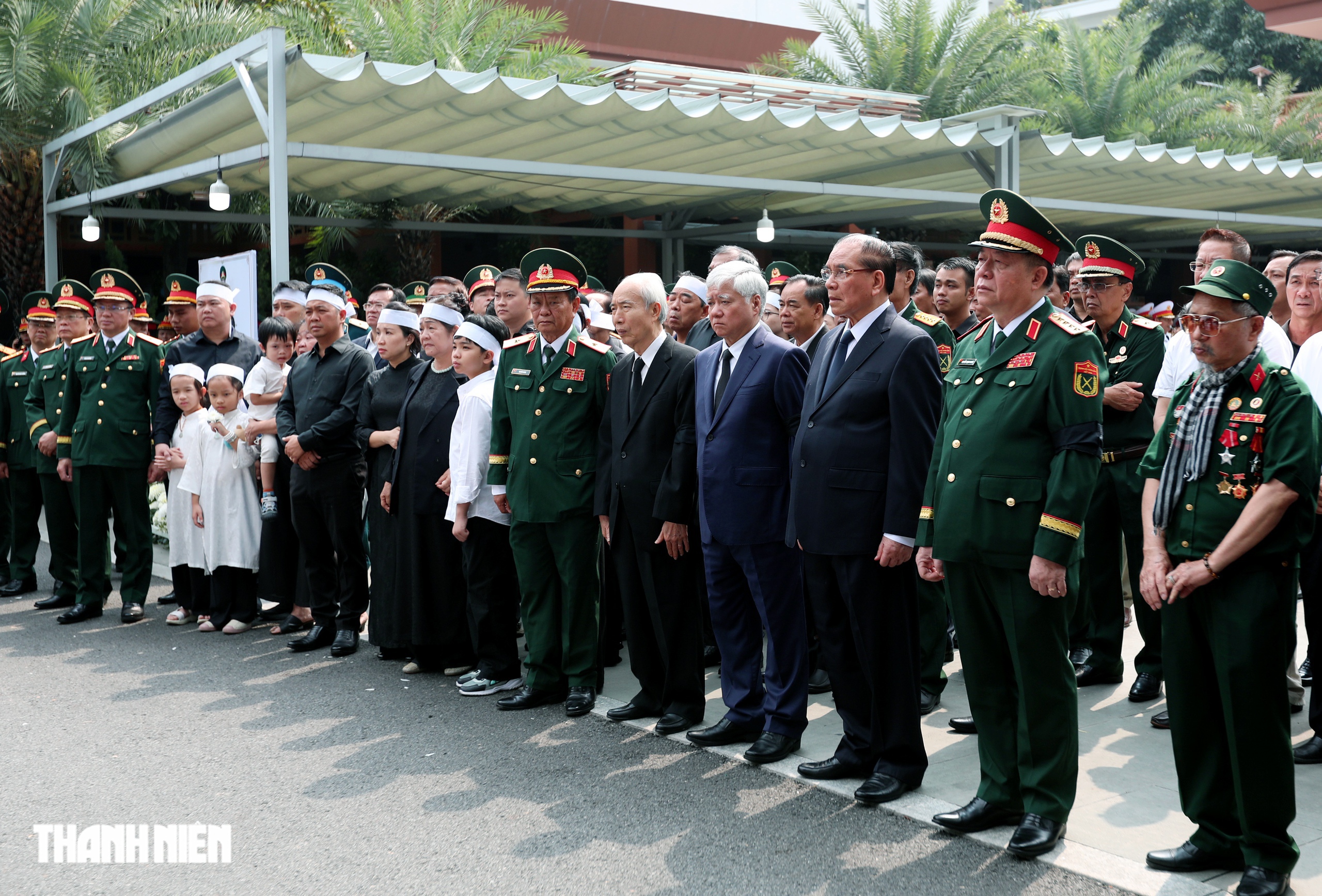 Tiễn biệt đại tướng Lê Văn Dũng, người con ưu tú của quê hương Đồng Khởi- Ảnh 13.