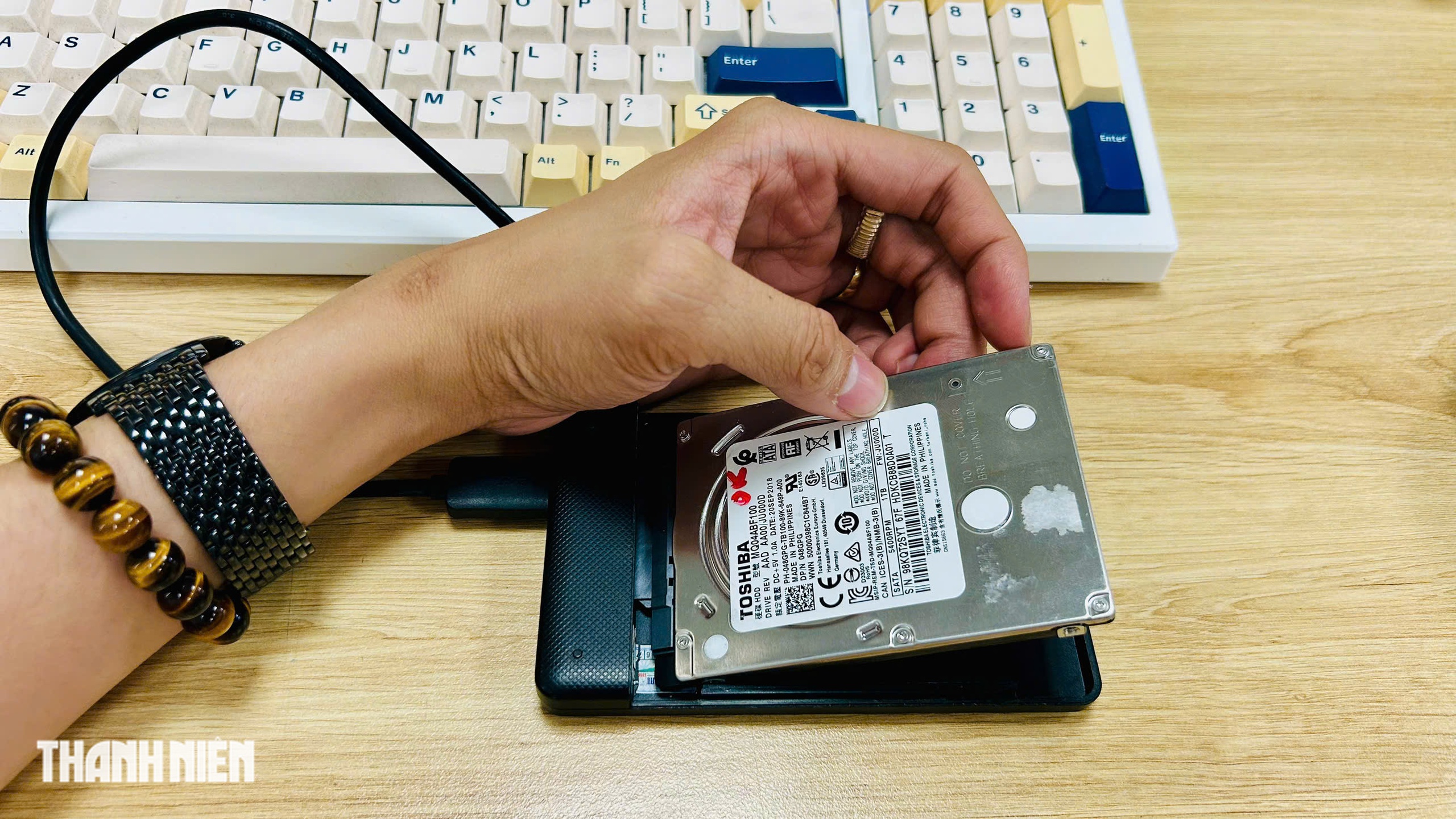 Cách tận dụng ổ cứng HDD cũ giúp tiết kiệm tiền triệu - Ảnh 2.