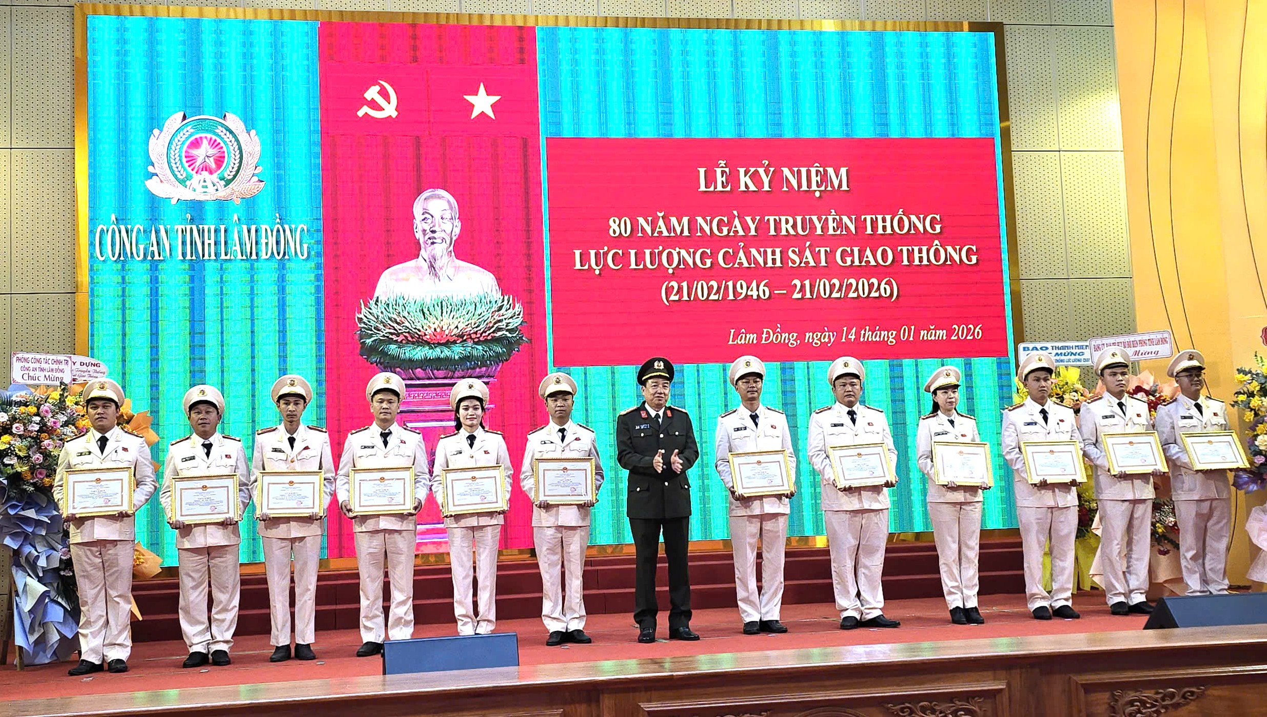 CSGT Lâm Đồng: Kéo giảm người chết do TNGT là 'chỉ tiêu hạnh phúc' - Ảnh 7.