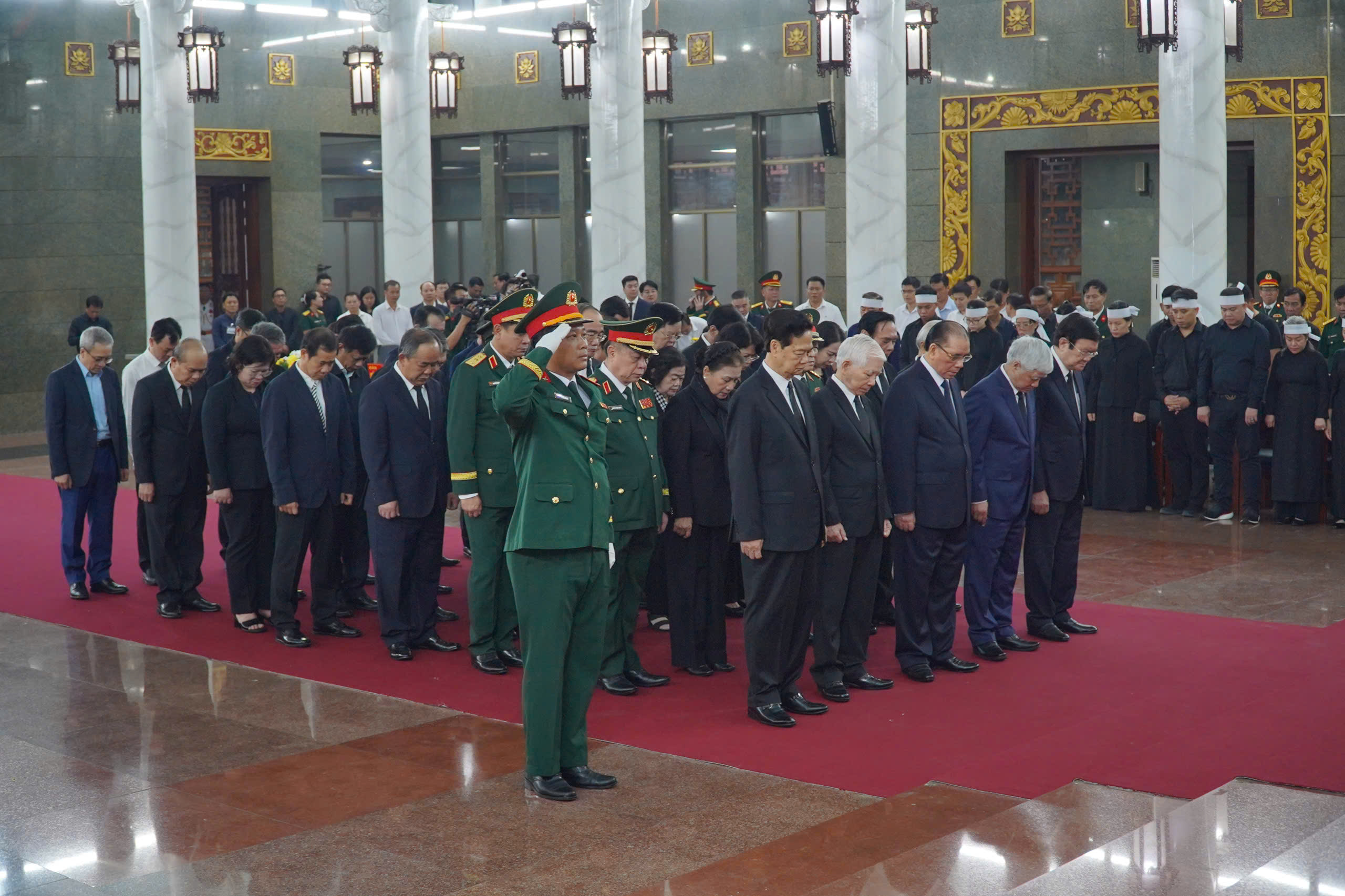 Trọng thể lễ viếng đại tướng L&ecirc; Văn Dũng - Ảnh 2.