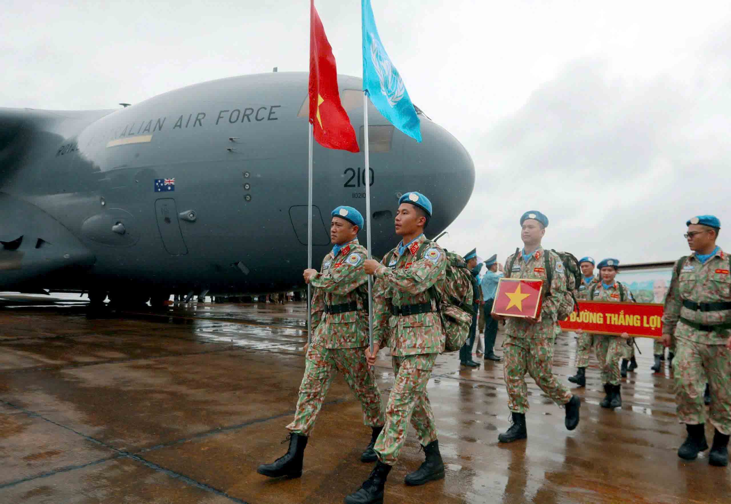 Đại hội Đảng XIV: Từ phá thế “bao vây” đến định hình vị thế - Ảnh 1.