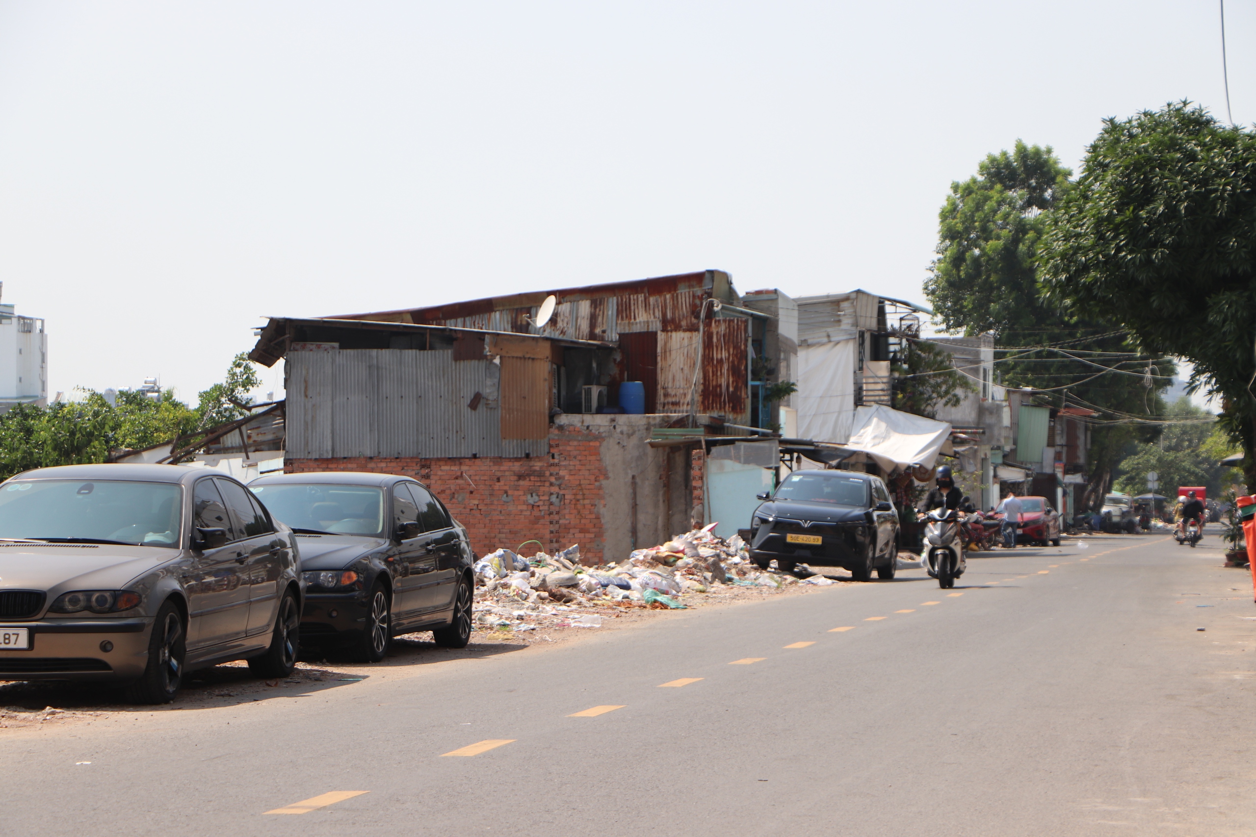 - Ảnh 4. - Ảnh 4.