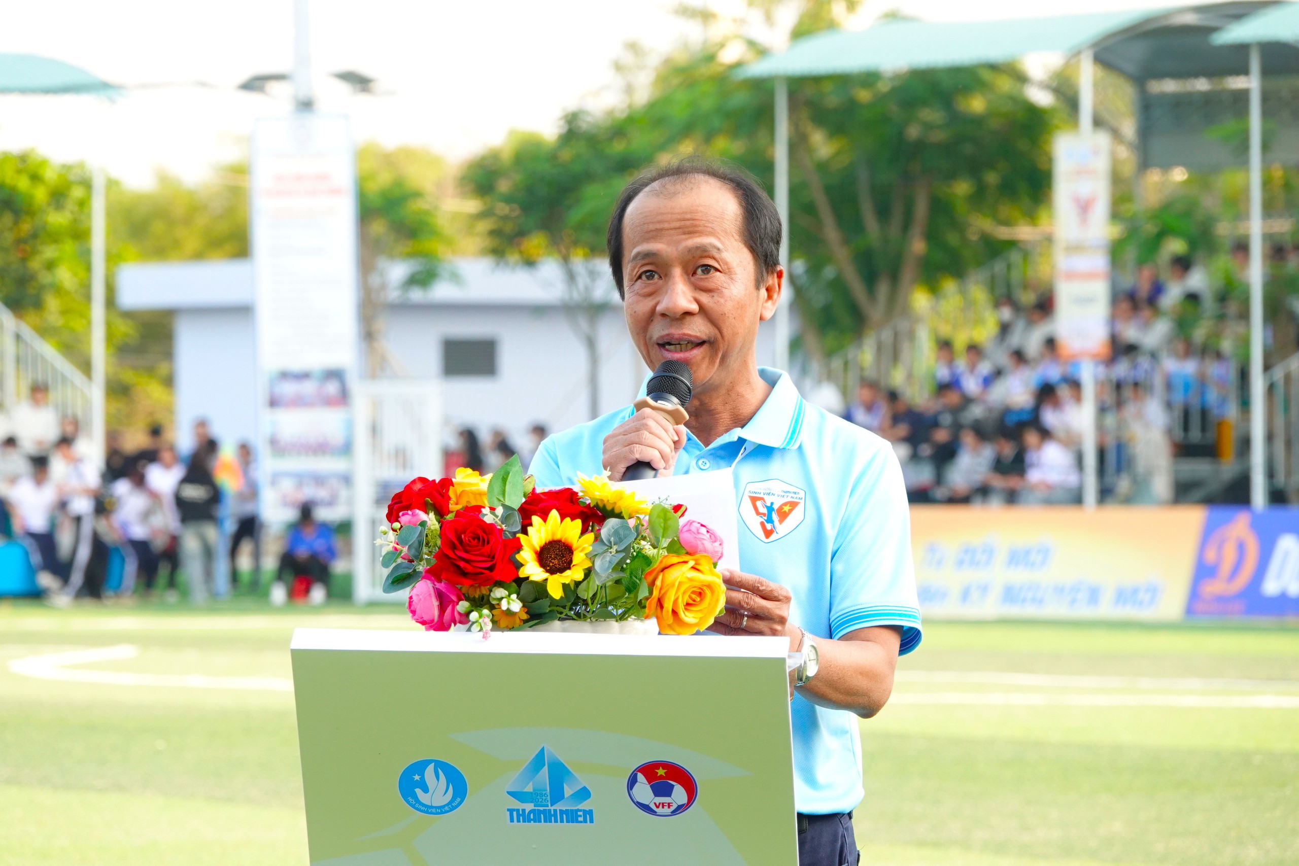 Hàng ngàn người ‘tiếp lửa’ lễ khai mạc vòng loại Tây Nam bộ TNSV THACO cup 2026- Ảnh 11.