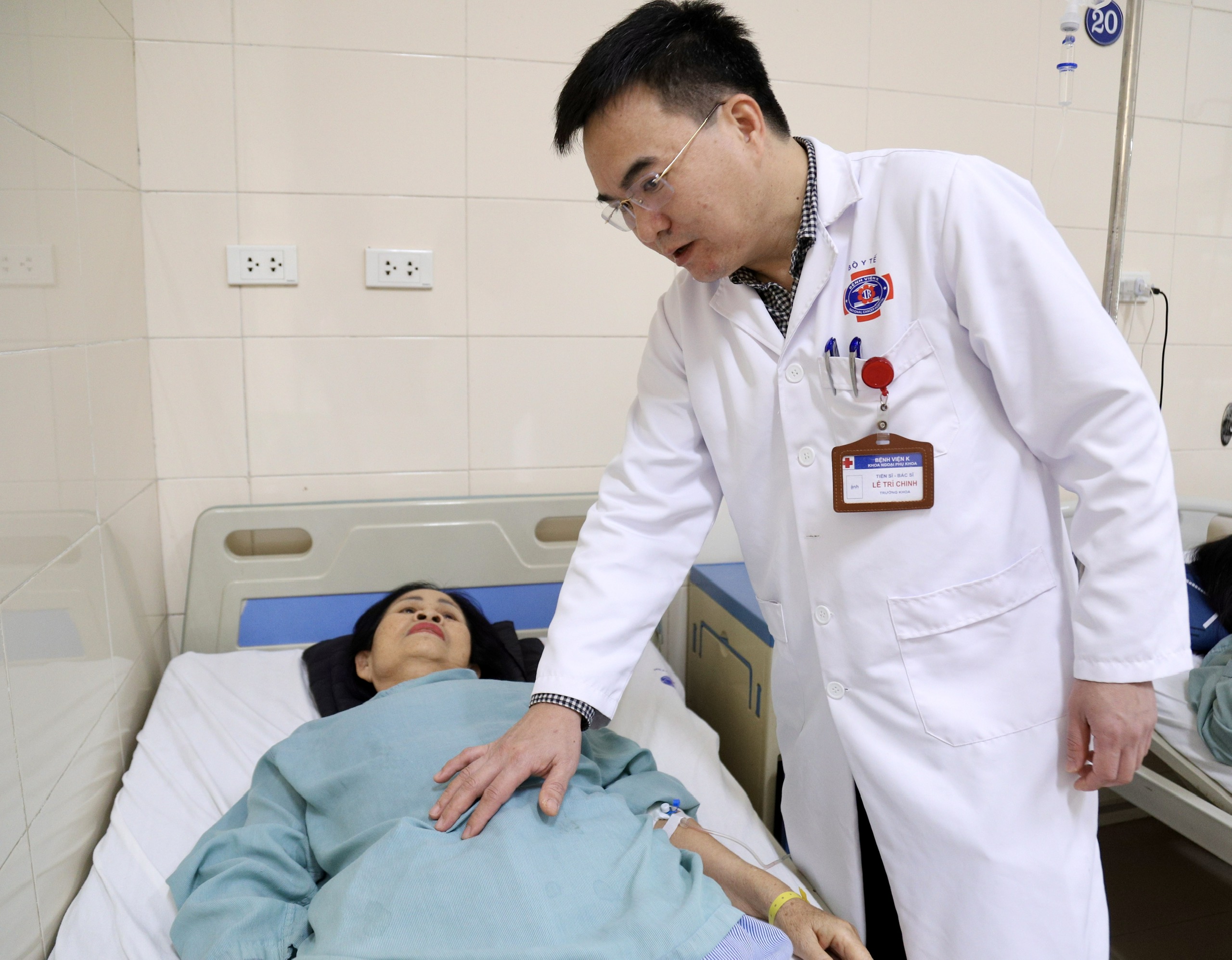 Lần Đầu Tiên Tại Việt Nam: Ứng Dụng Kỹ Thuật Mới Điều Trị Ung Thư Phụ Khoa- Ảnh 1.