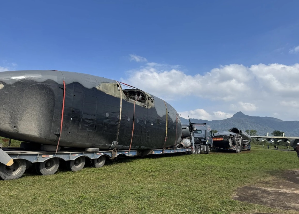 Đưa máy bay vận tải C-119 từ Đồng Nai về trưng bày tại sân bay Tà Cơn- Ảnh 1.