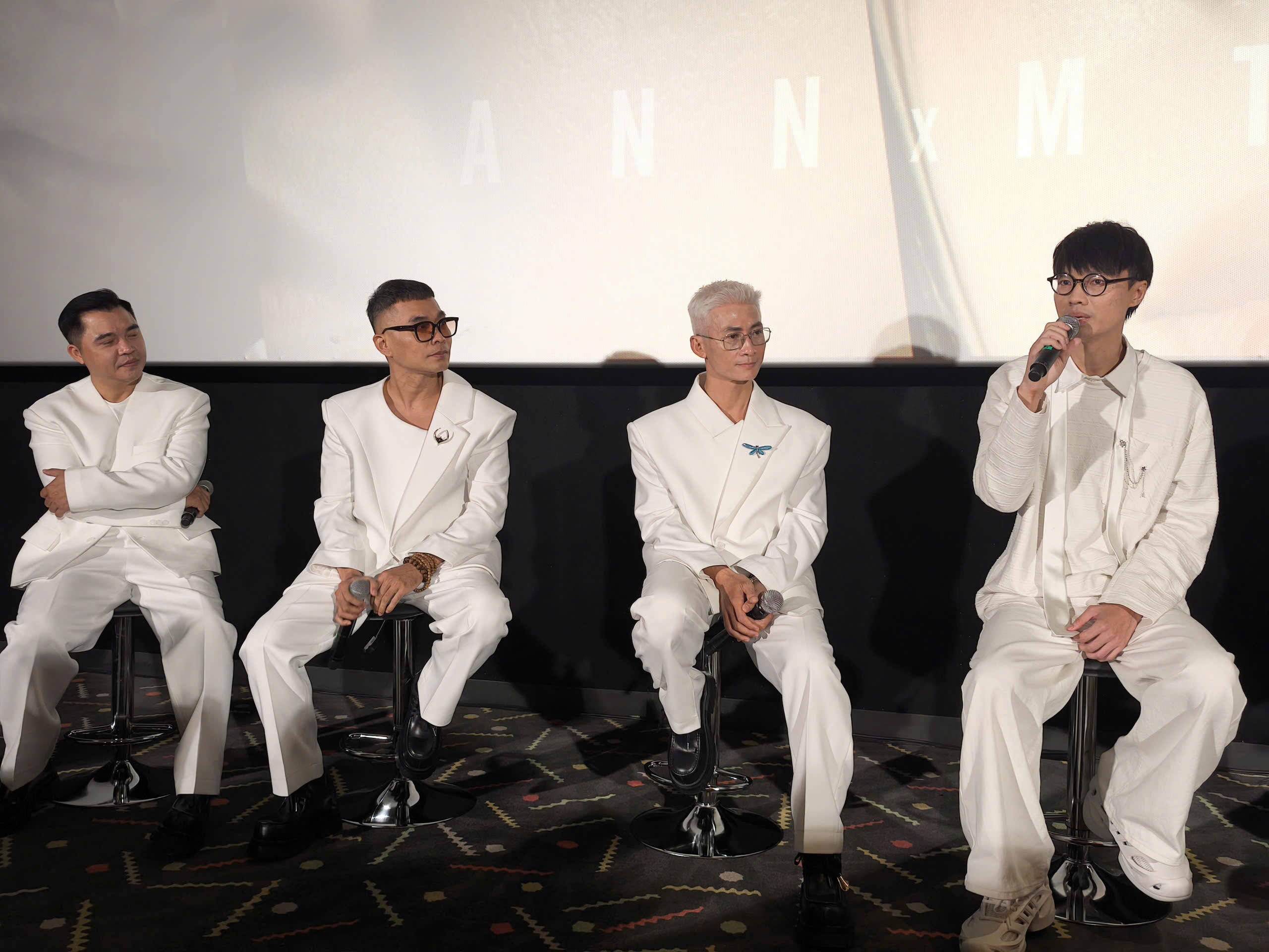 MTV 'lục đục' v&igrave; 'cha đẻ' của ca sĩ Ann chỉ 'thay đầu' cho L&ecirc; Minh- Ảnh 1.