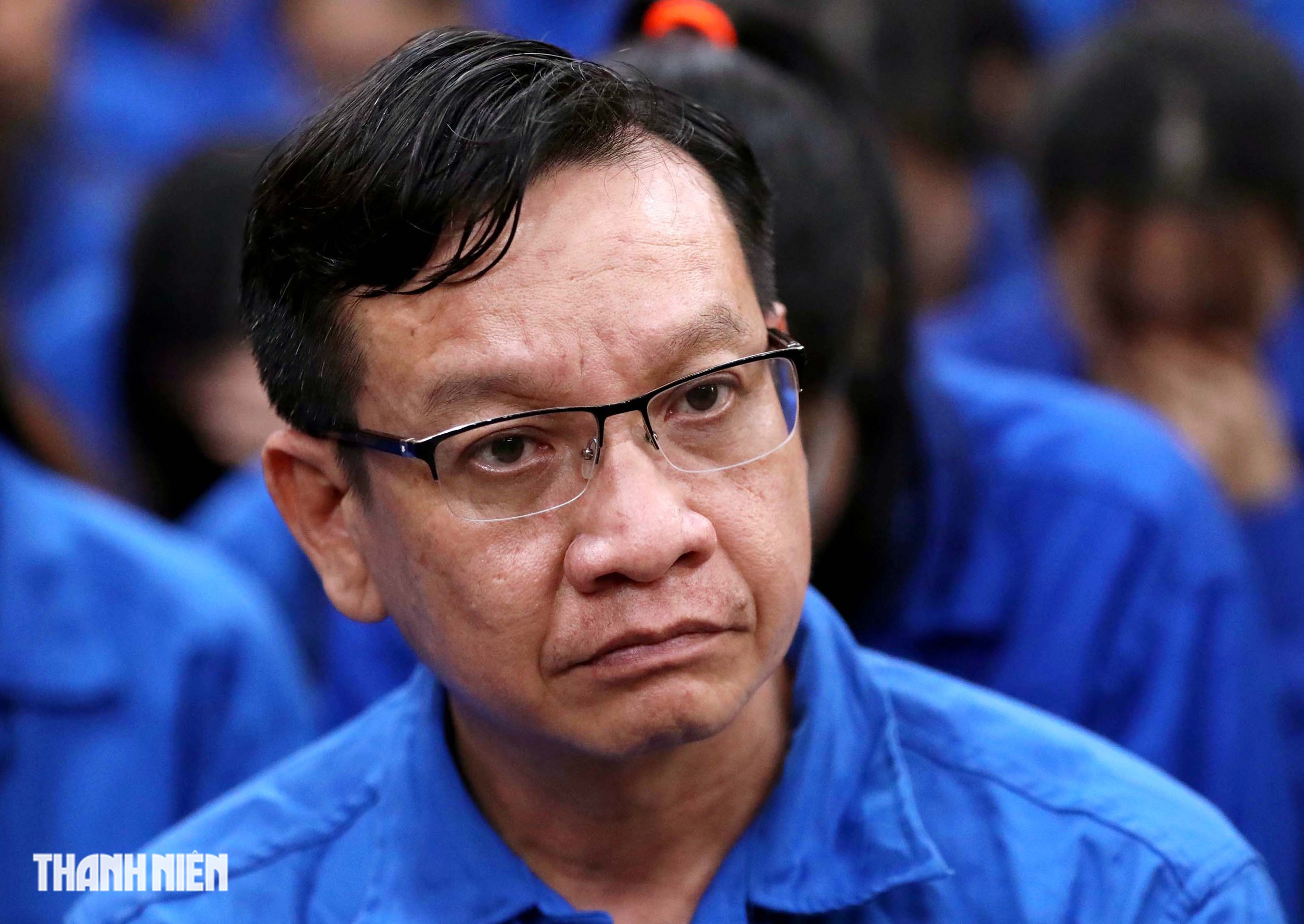 Phiên tòa 100 bị cáo vụ cấp phiếu thử nghiệm giả chật kín phòng xử - Ảnh 5.